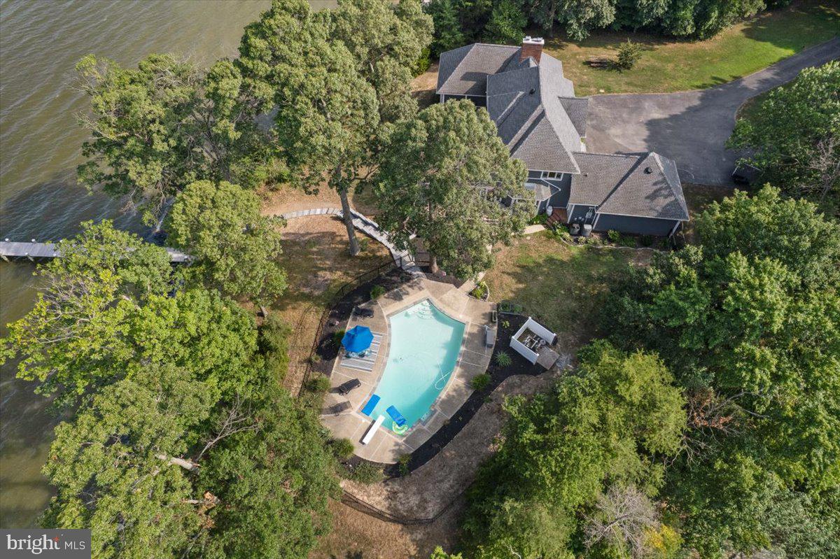 ESPERANZA FARMS - Residential