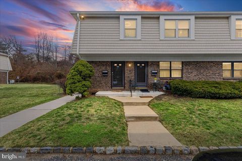 Condo For Sale - 2116 Silver Court<br/> HAMILTON, NJ 08690