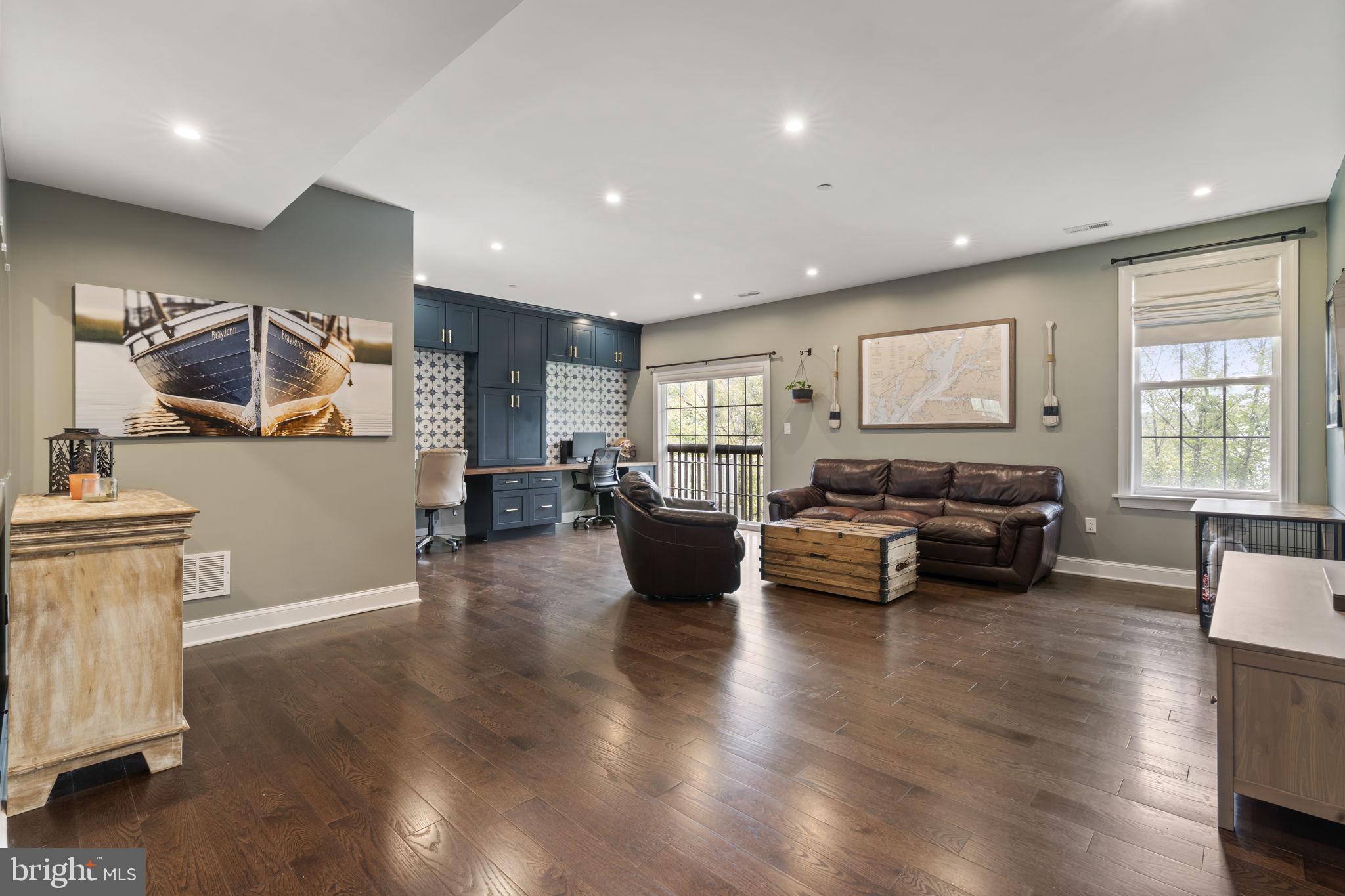 RAVENSCLIFF - Residential