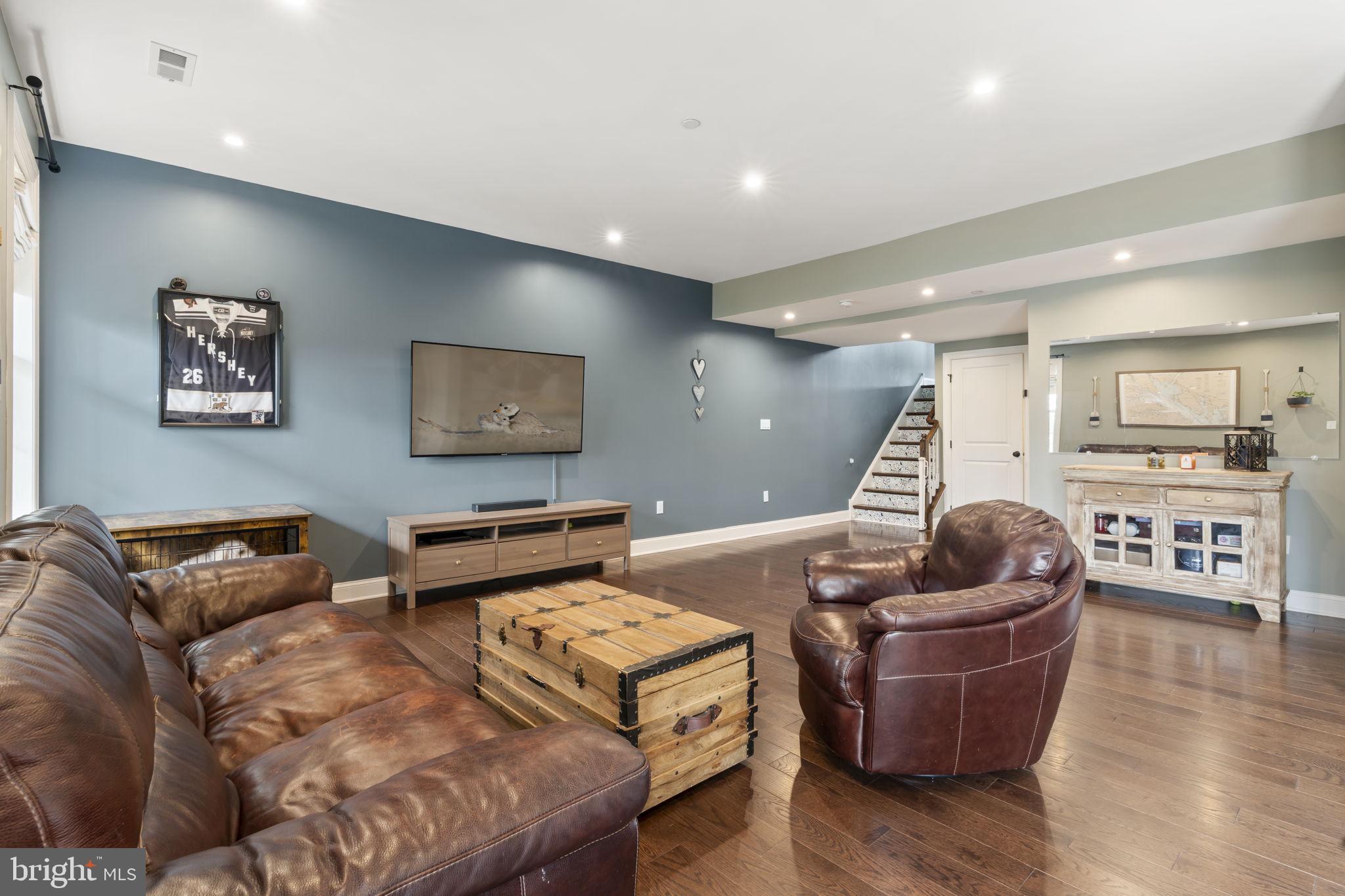 RAVENSCLIFF - Residential