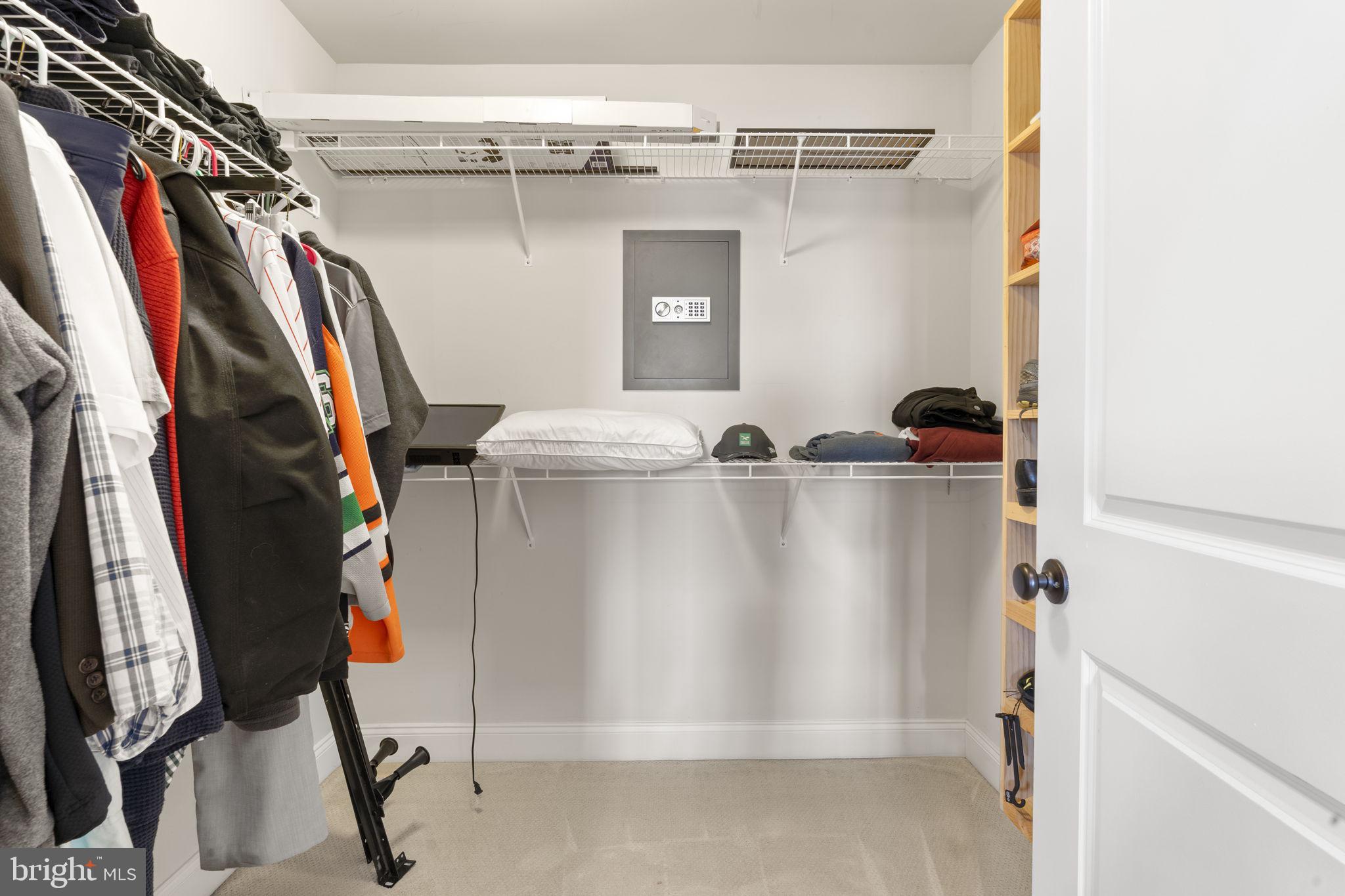 RAVENSCLIFF - Residential