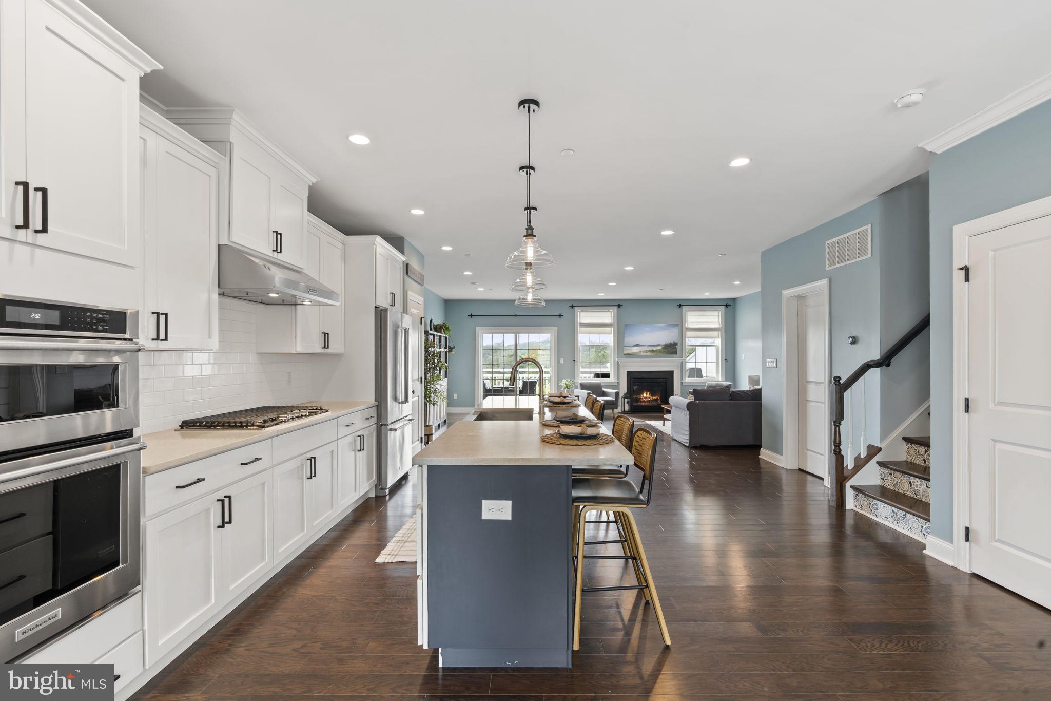 RAVENSCLIFF - Residential