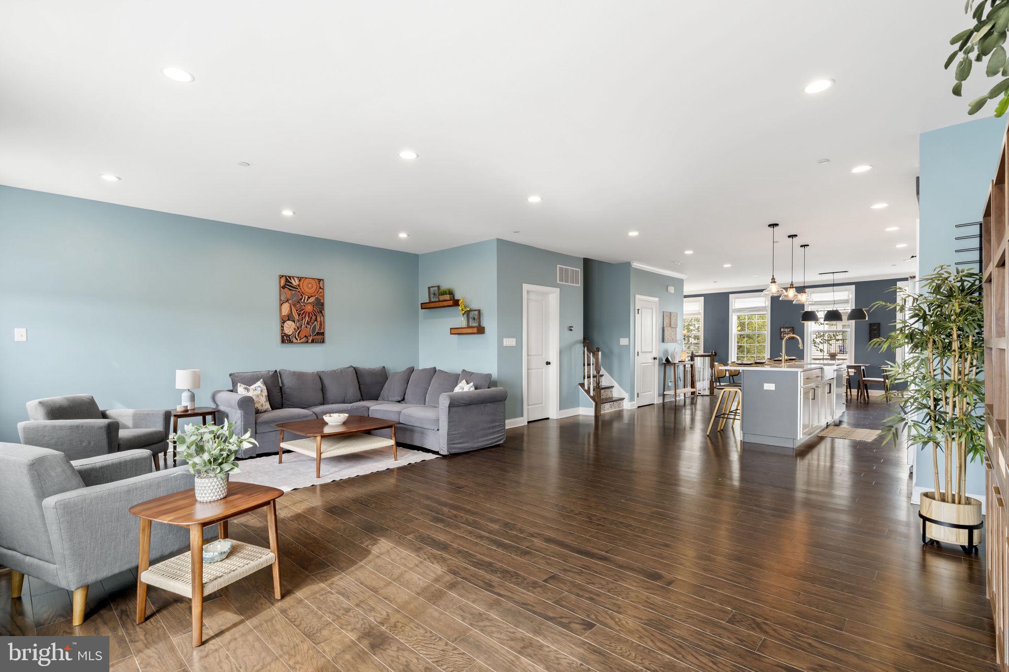 RAVENSCLIFF - Residential