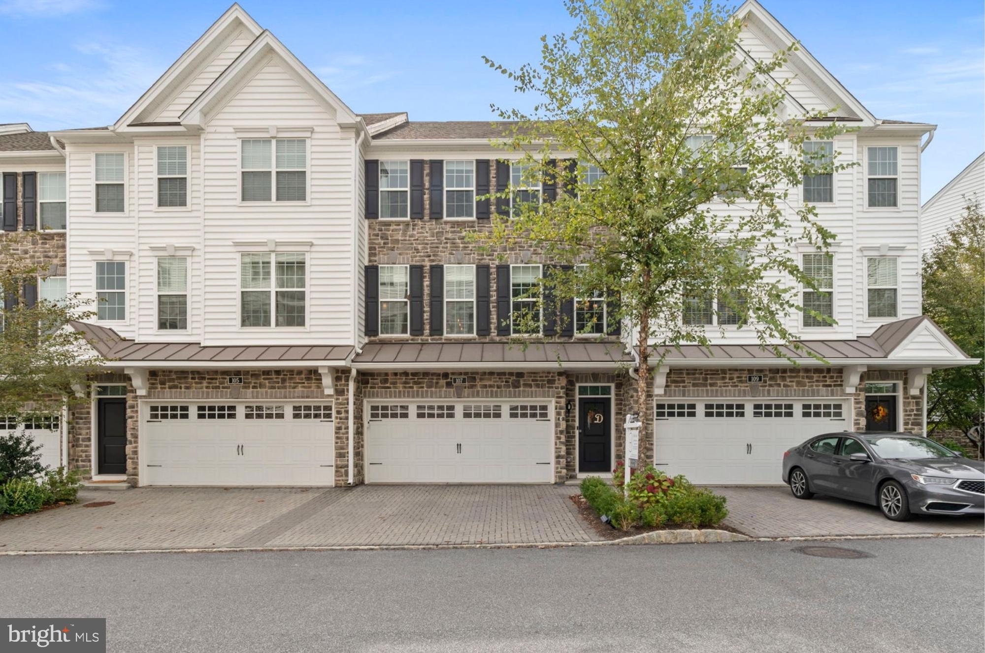 RAVENSCLIFF - Residential