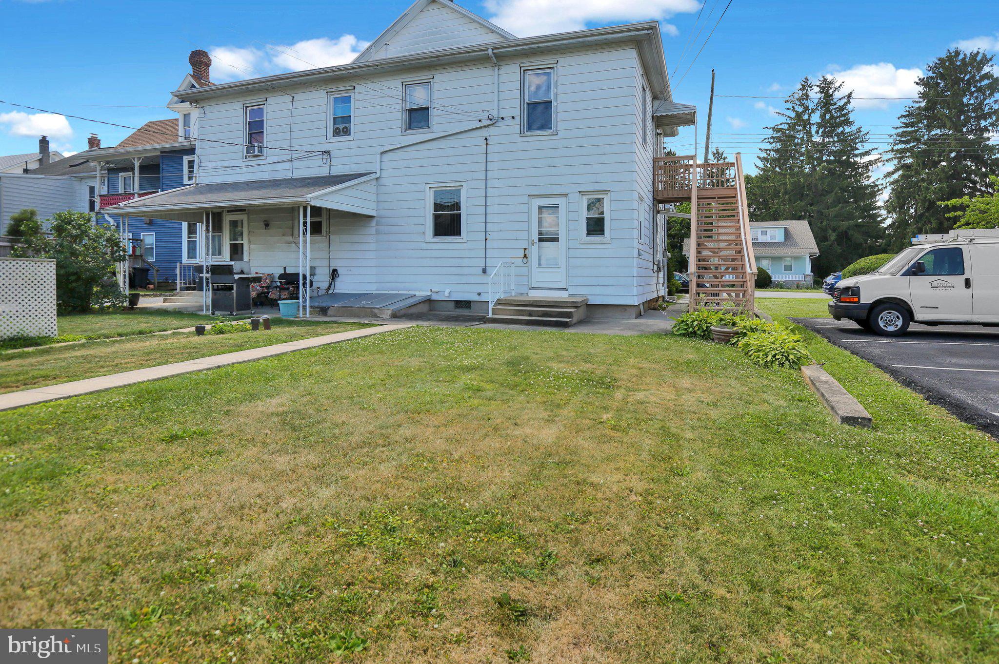 125 W PENN AVENUE