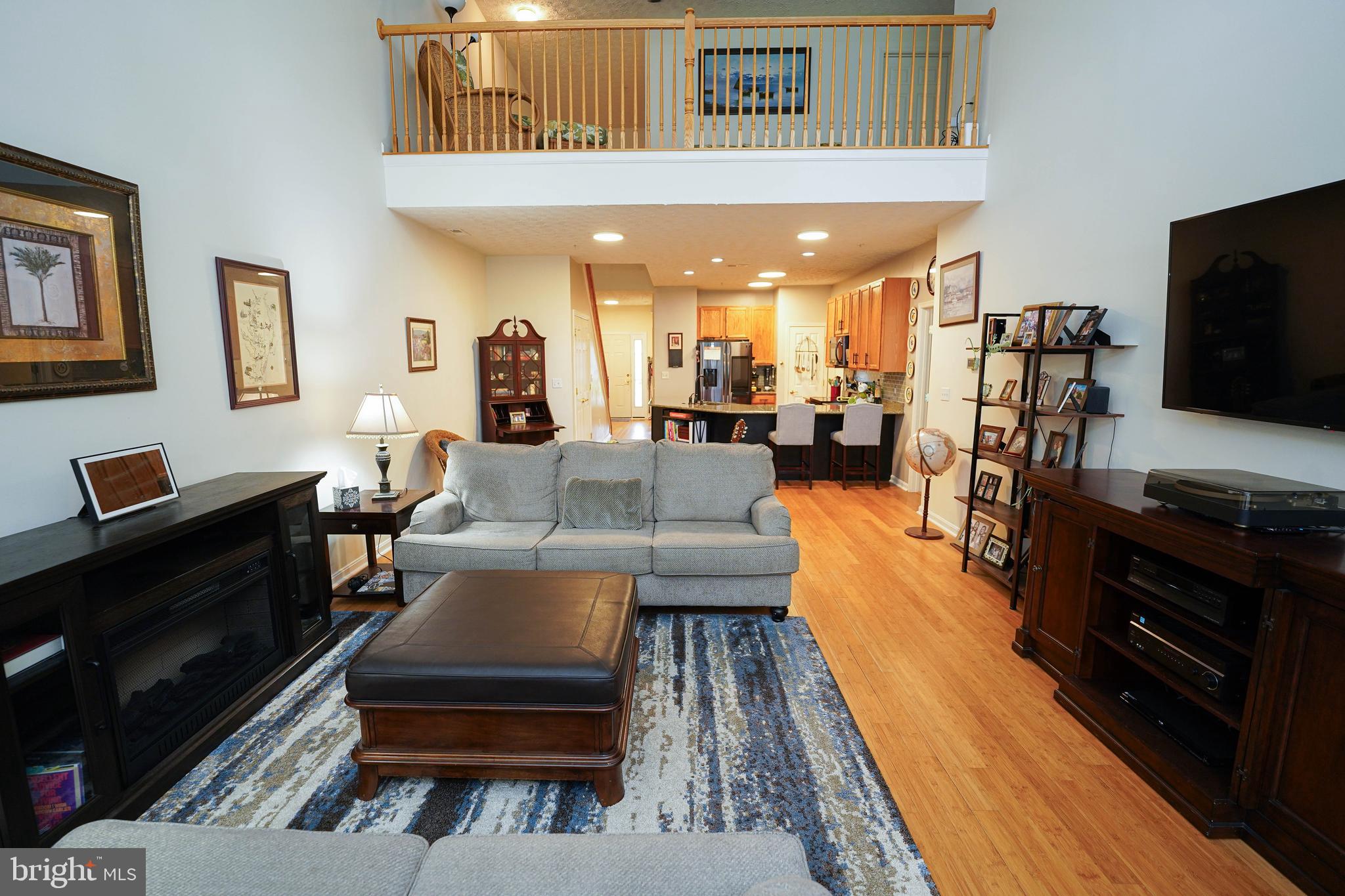 WOOD CREEK GOLF COMM - Residential