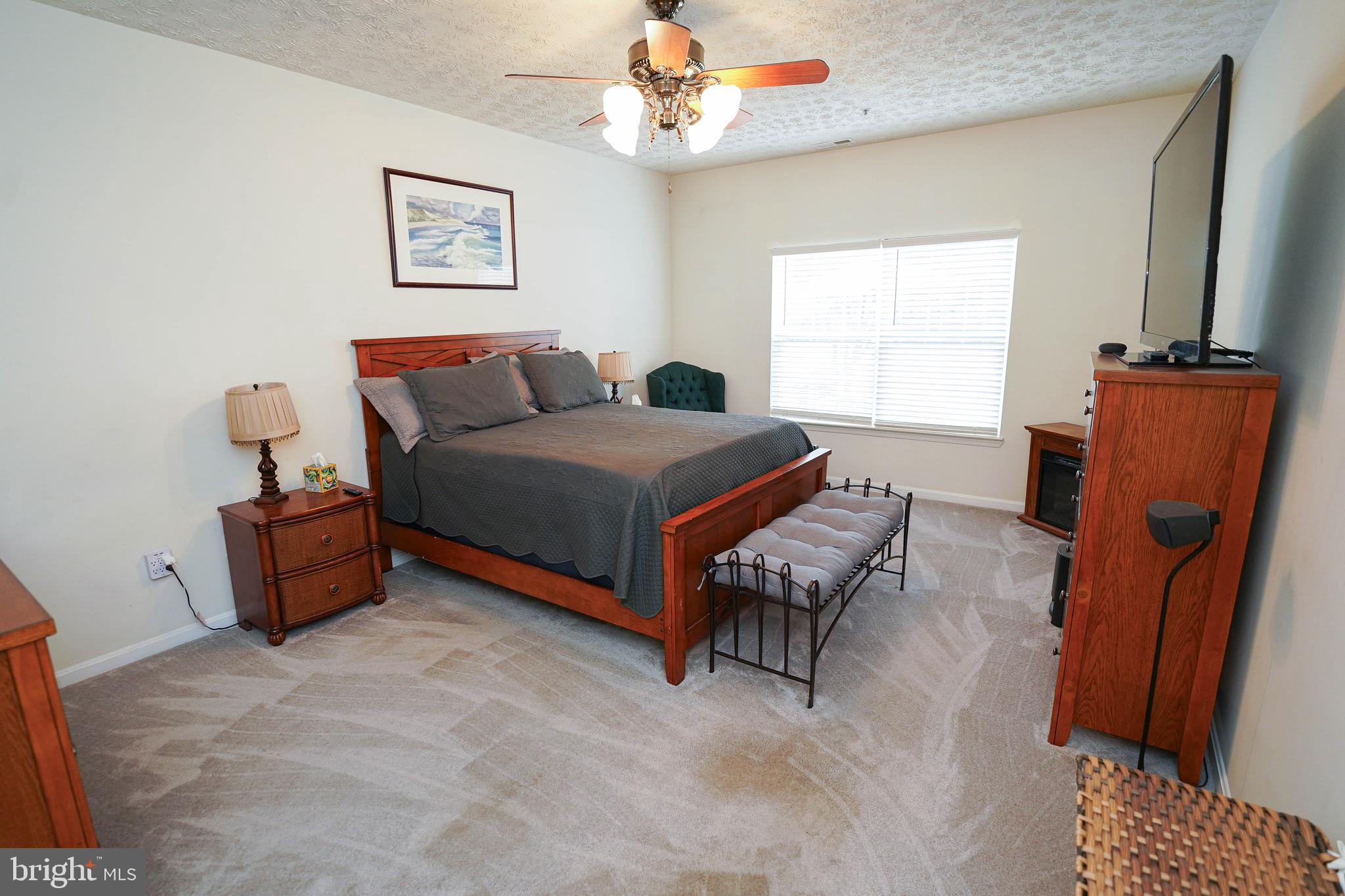 WOOD CREEK GOLF COMM - Residential