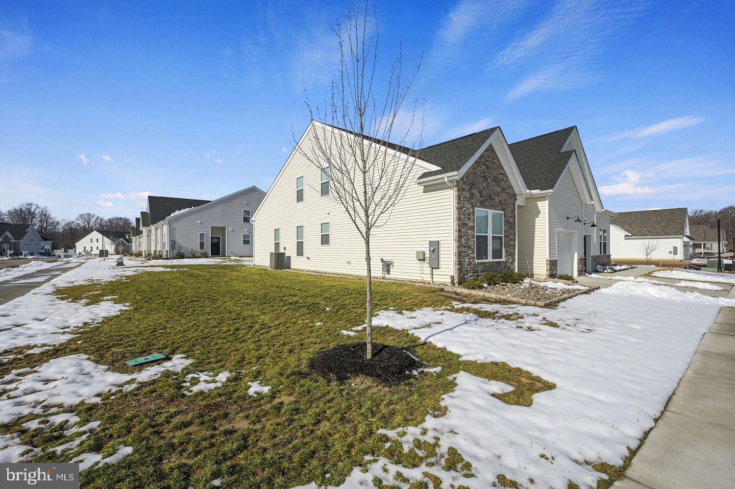 11 KINSALE PLACE