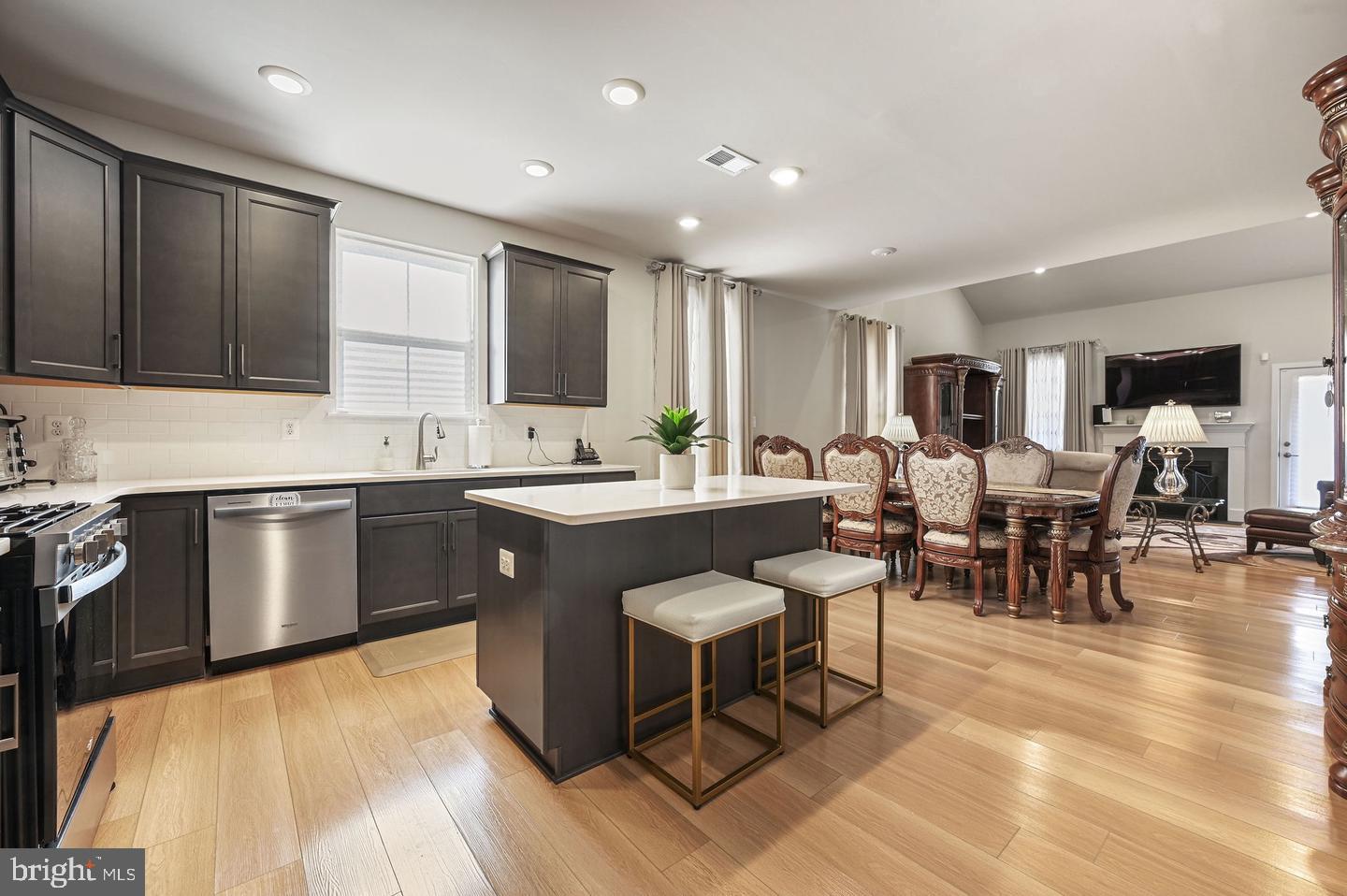 11 KINSALE PLACE