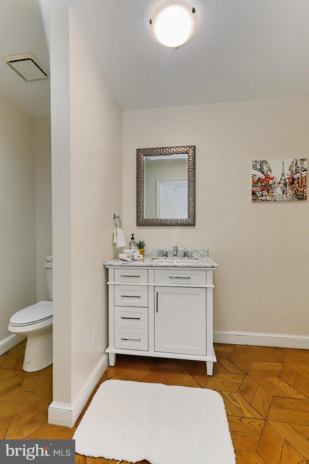 GLEN MILL VILLAGE - Residential