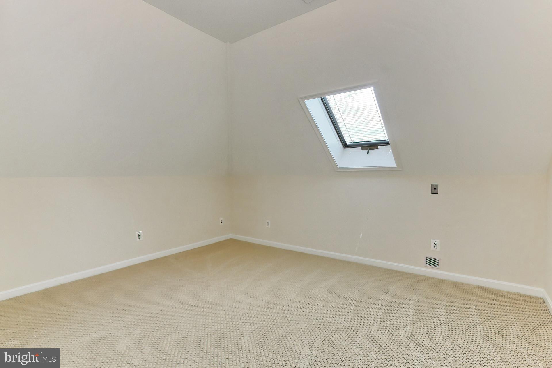 GLEN MILL VILLAGE - Residential