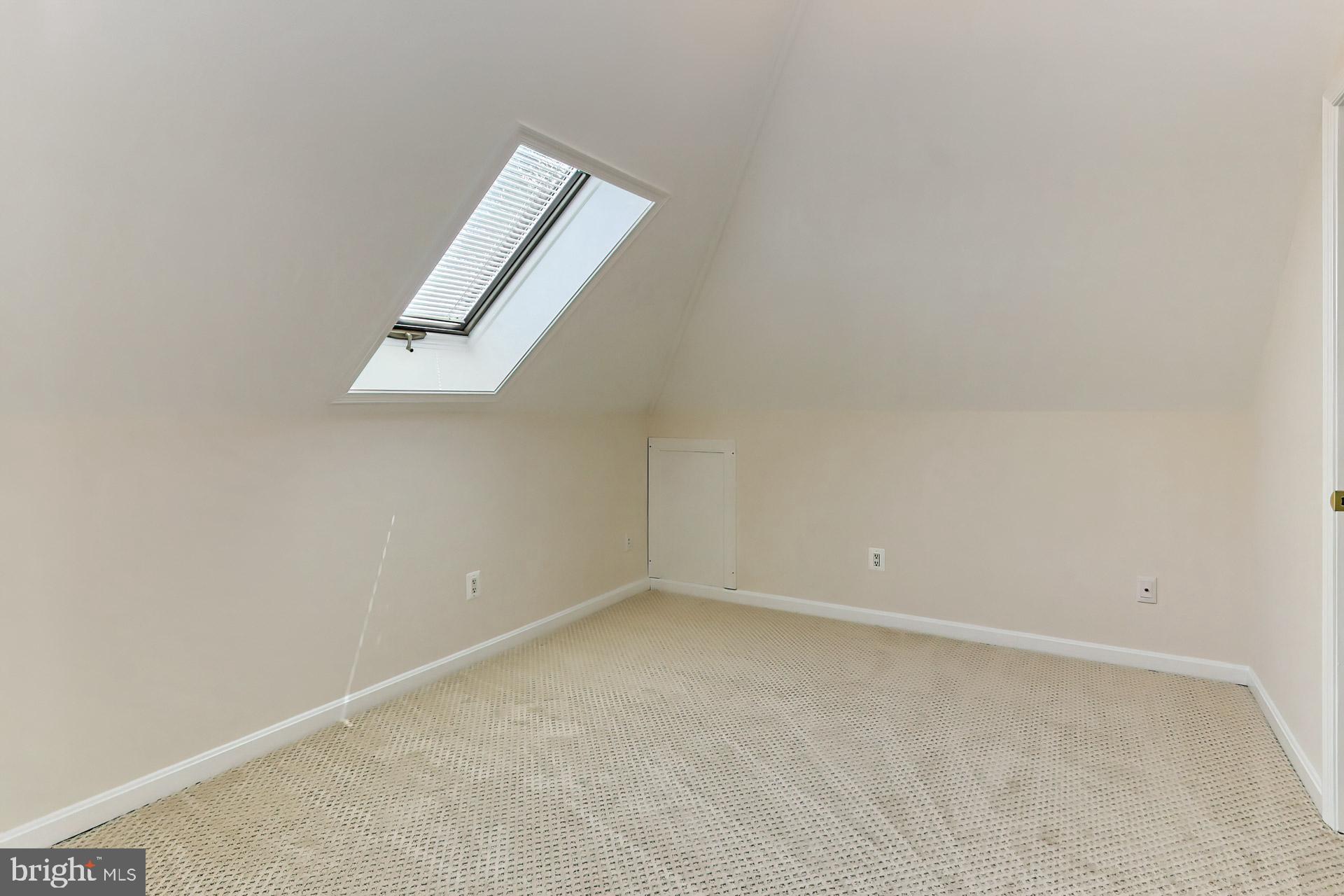 GLEN MILL VILLAGE - Residential