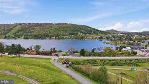 Condo For Sale - 101 Grandview Boulevard<br/> Garrett County, MC HENRY, MD 21541