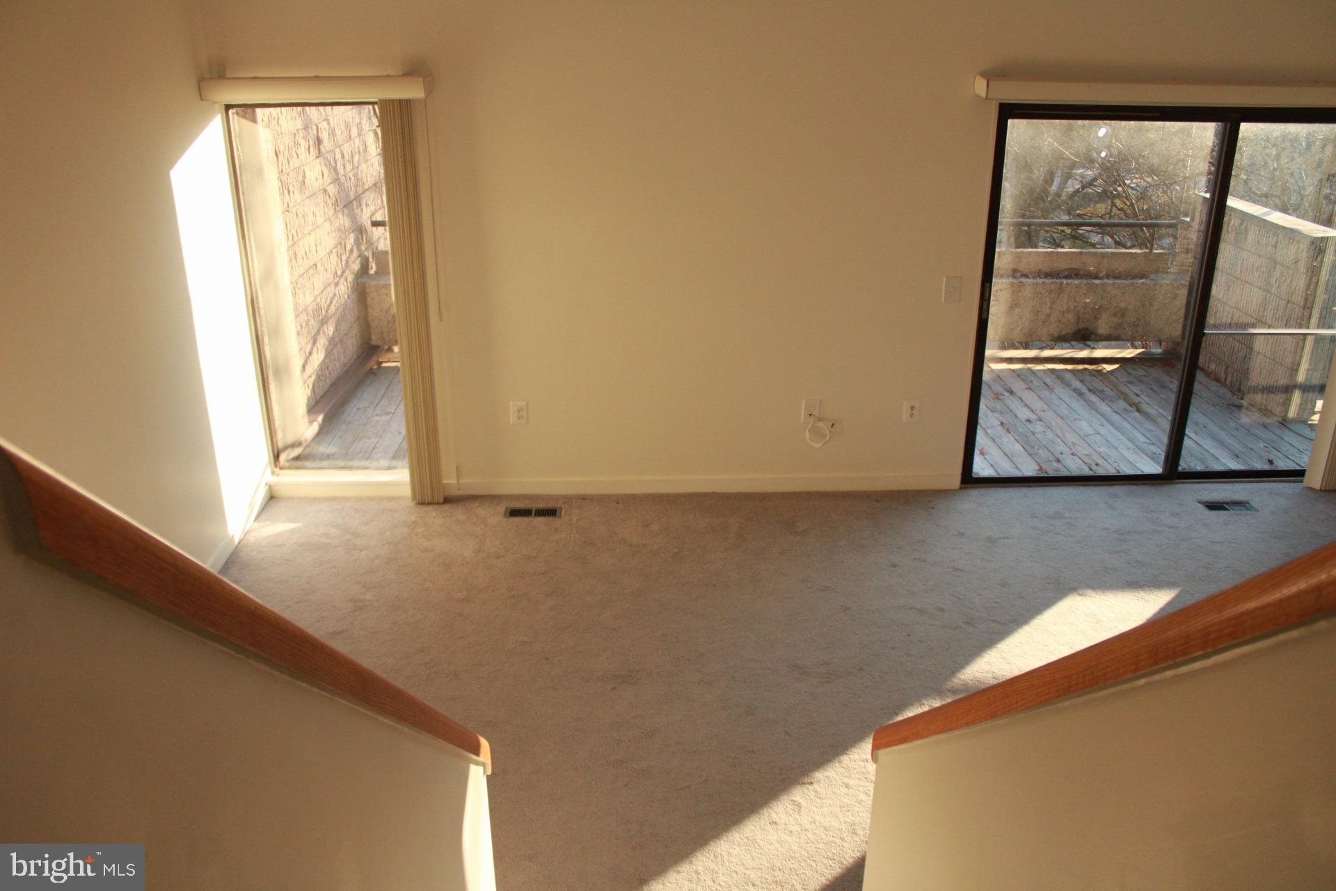 COLD SPRING NEWTOWN - Residential