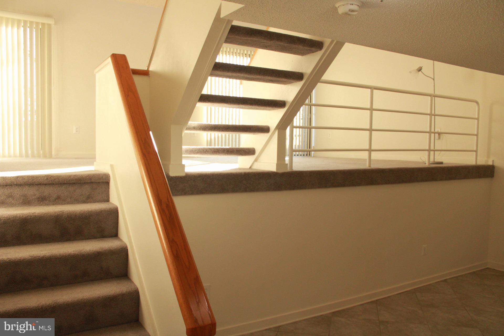 COLD SPRING NEWTOWN - Residential