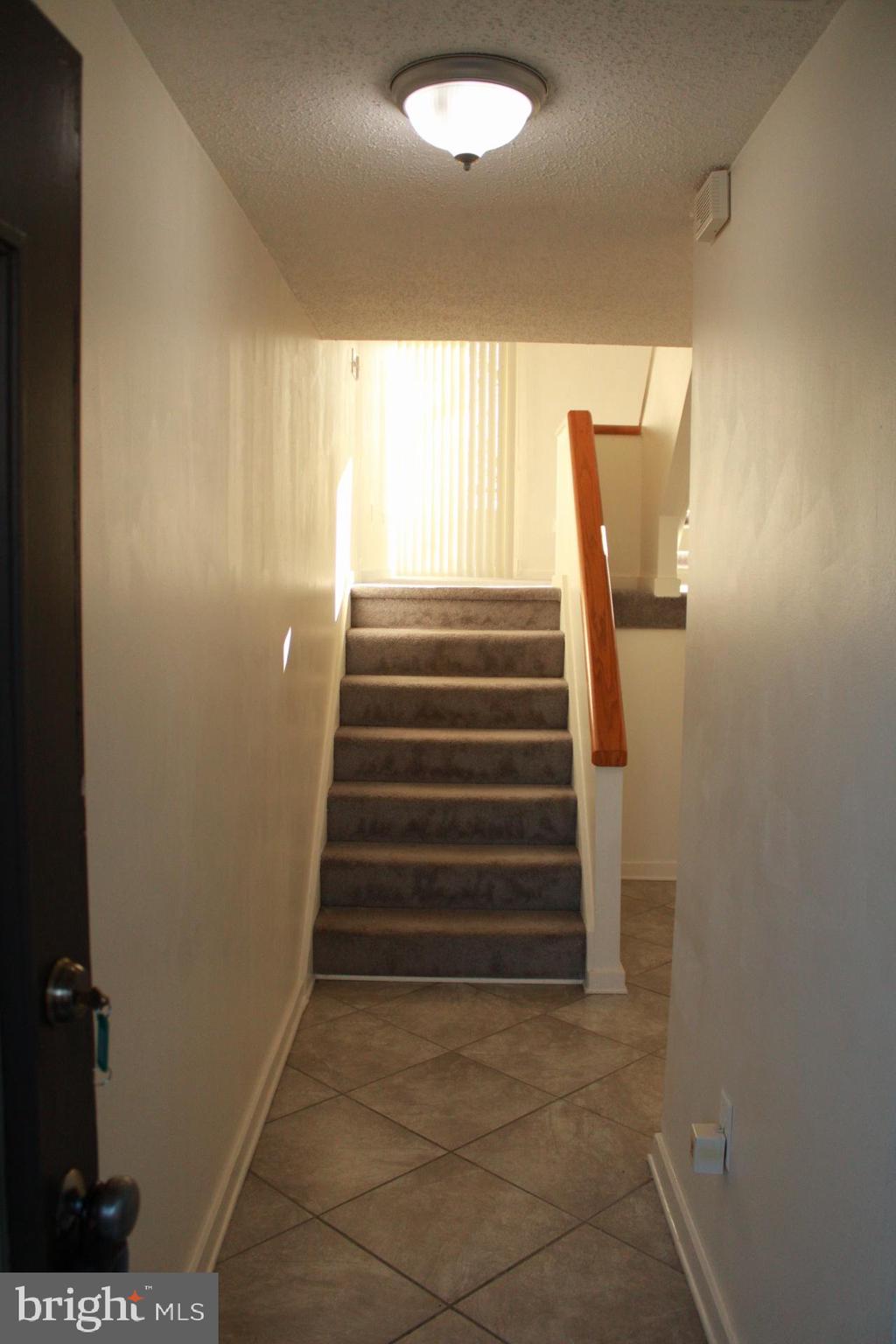 COLD SPRING NEWTOWN - Residential