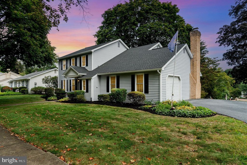 Photo of 5221 Meadowbrook Drive, MECHANICSBURG, PA 17050 (MLS # PACB2046748)