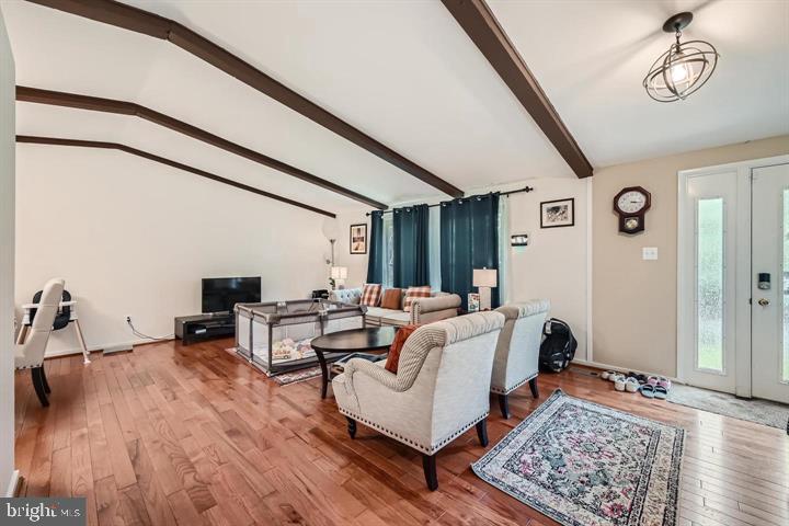 VILLAGE OF LONG REACH - Residential Lease