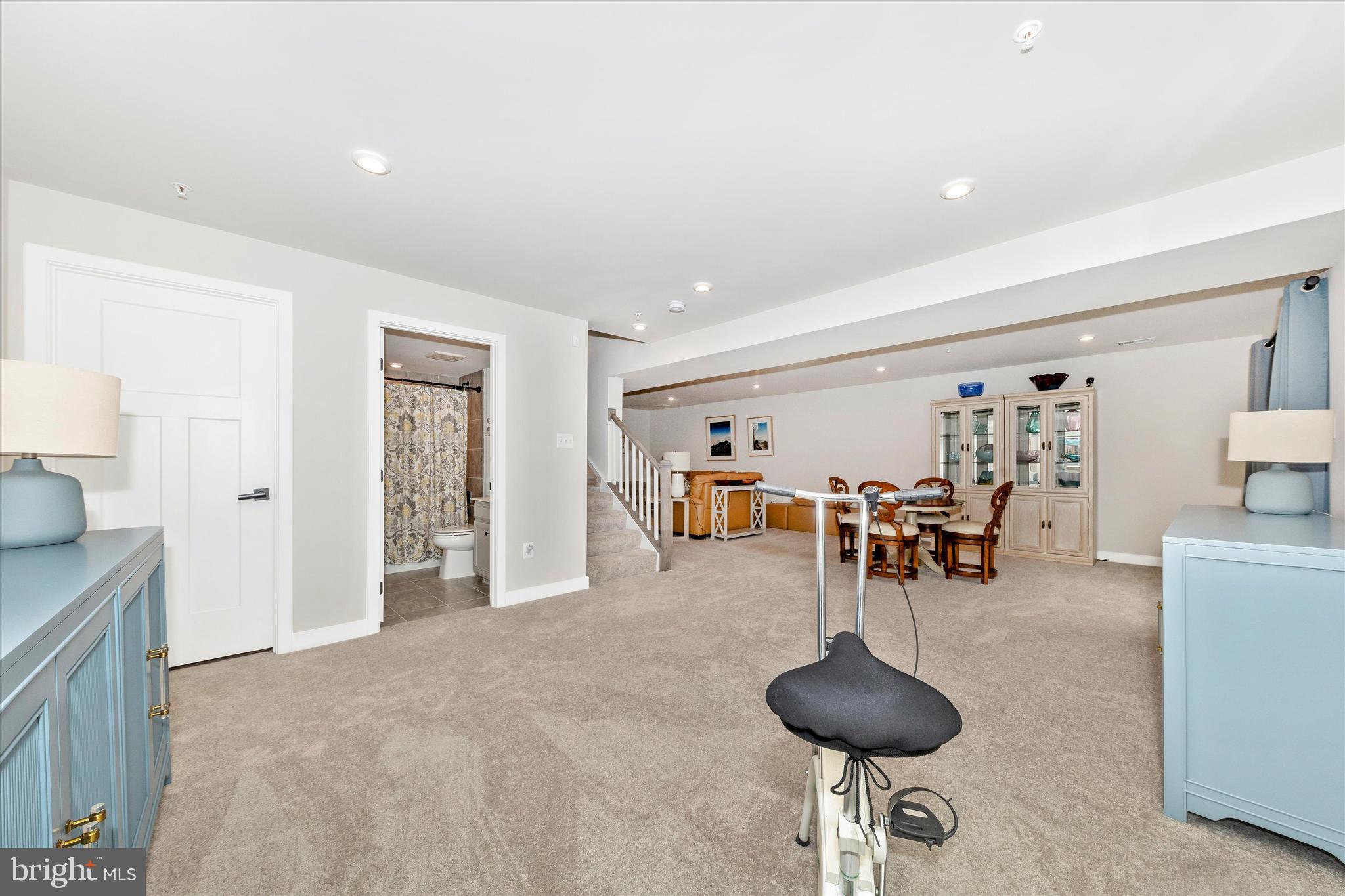 HARRINGTON TERRACE - Residential