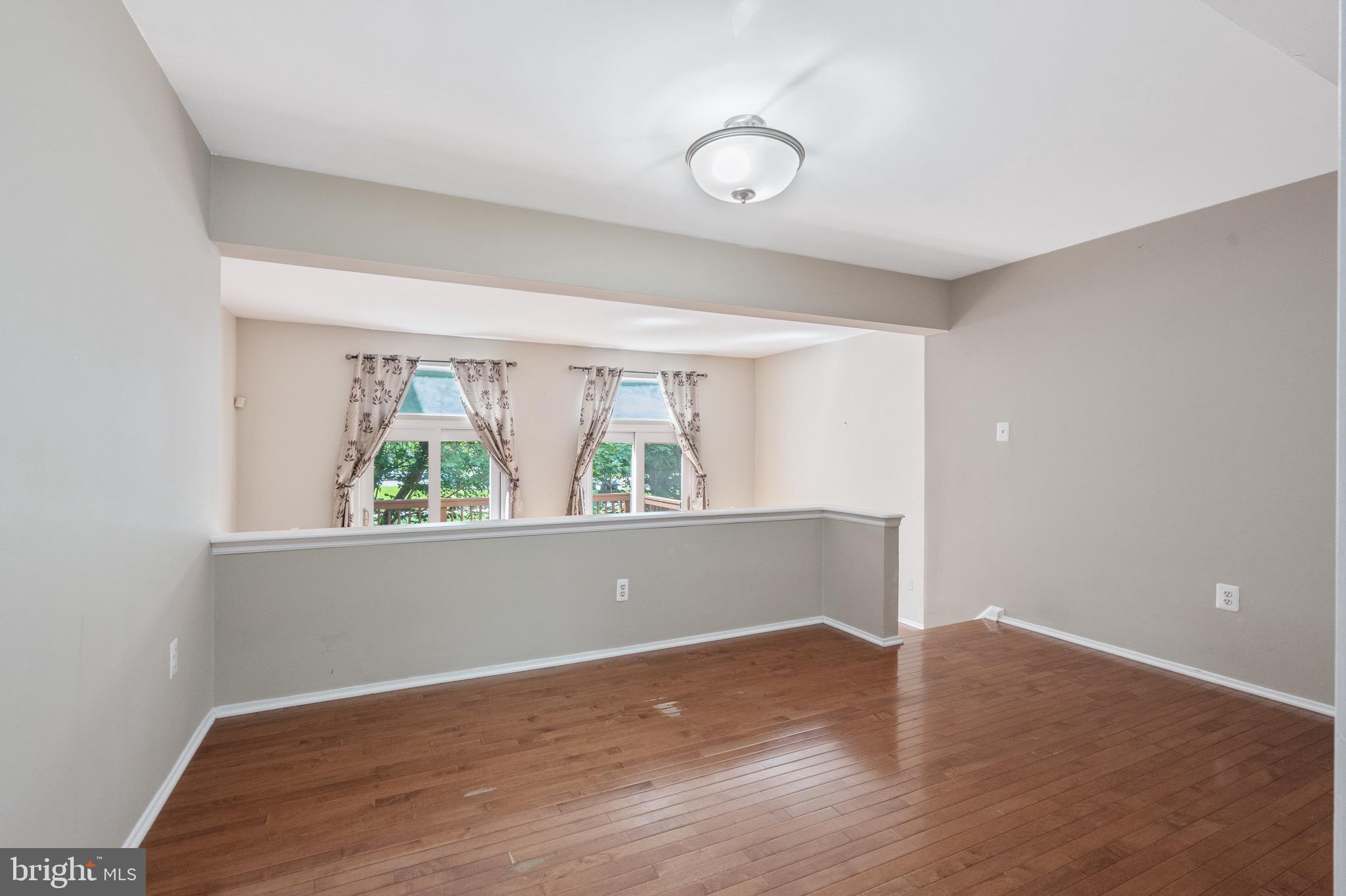 CHERRYWOOD SQUARE - Residential Lease