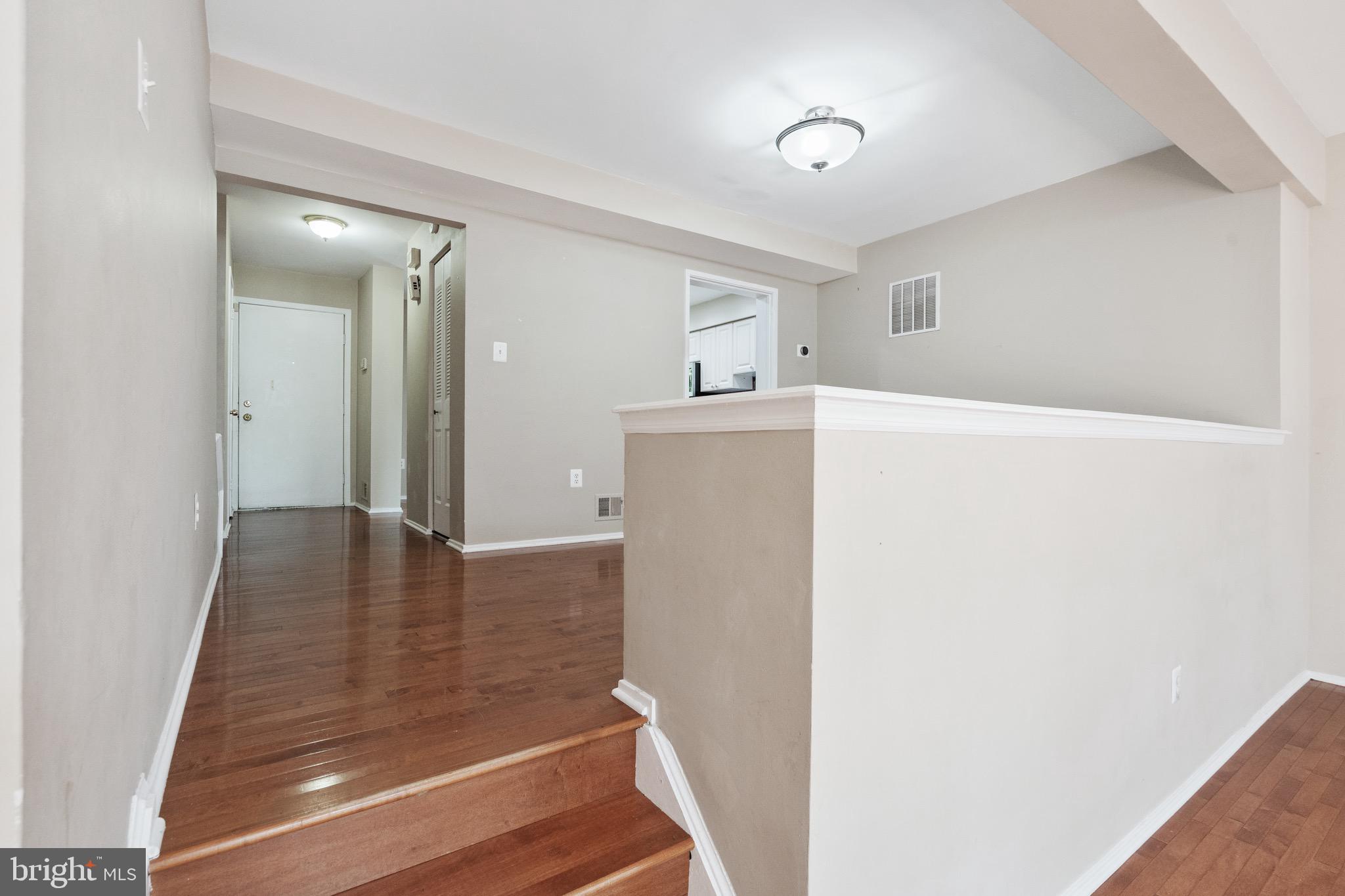 CHERRYWOOD SQUARE - Residential Lease