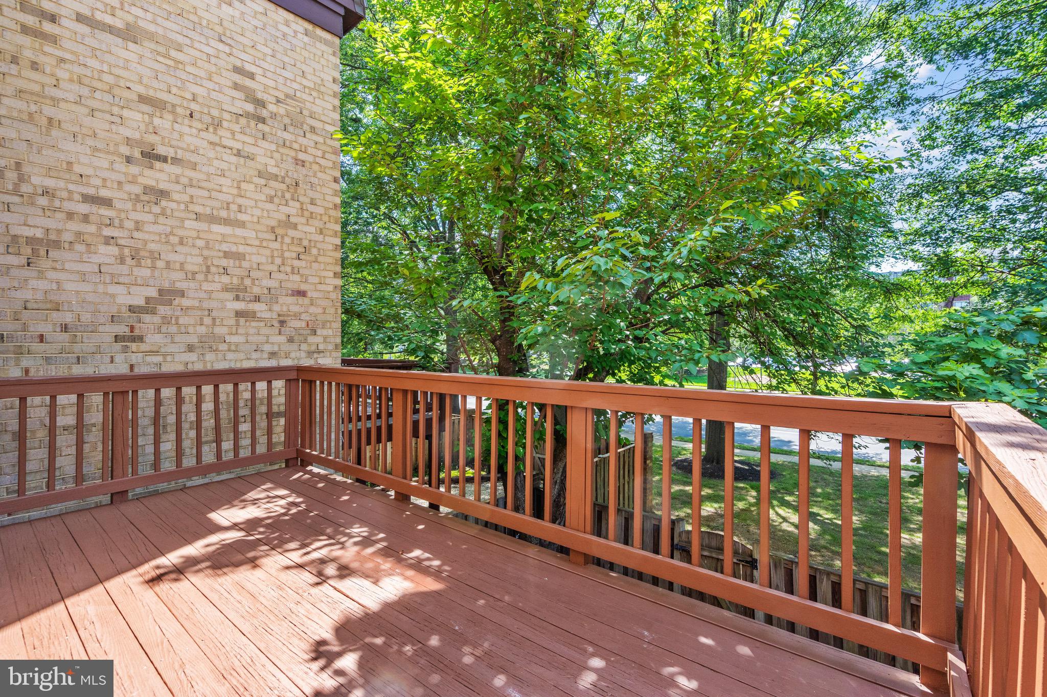 CHERRYWOOD SQUARE - Residential Lease