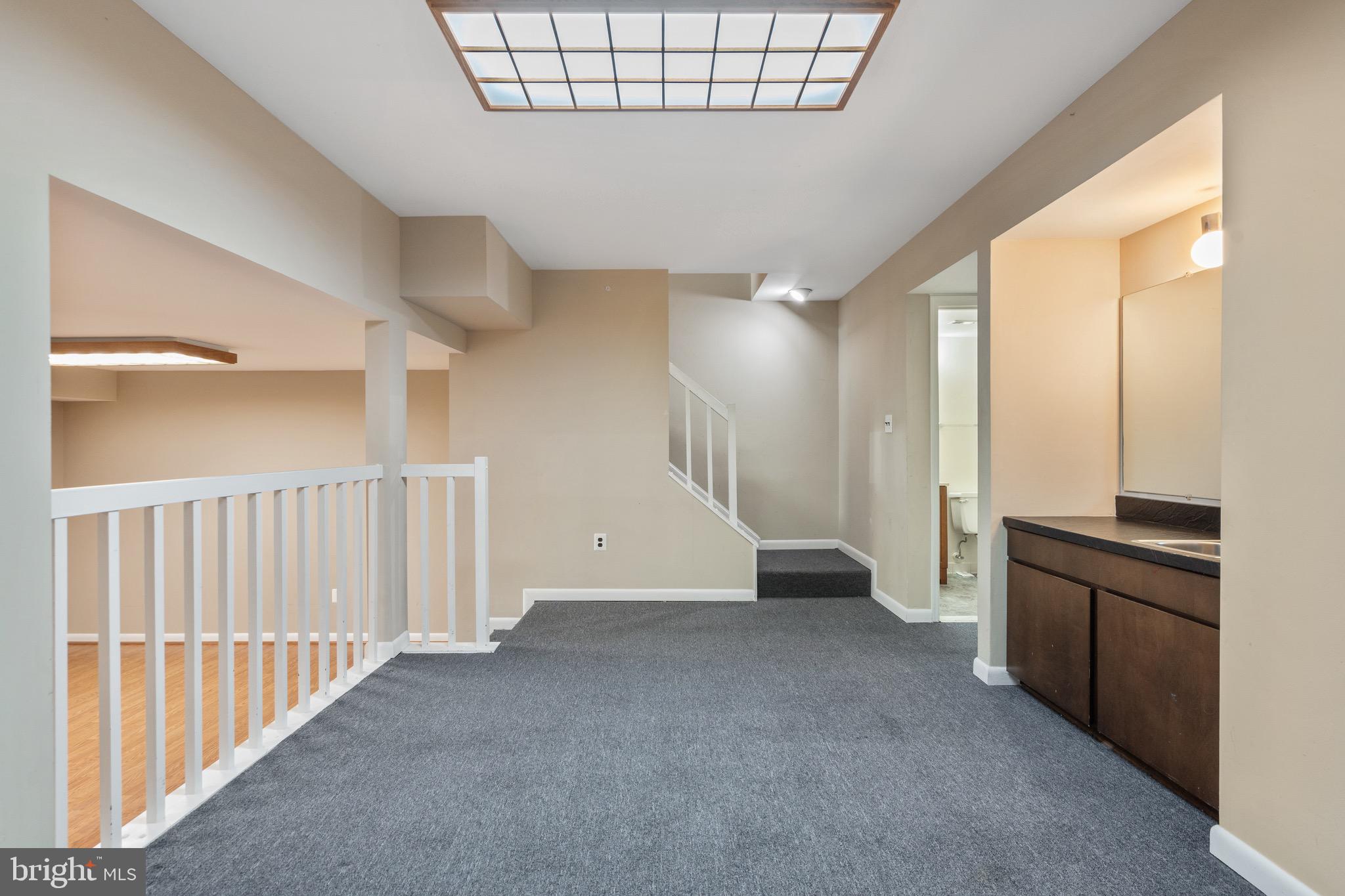 CHERRYWOOD SQUARE - Residential Lease