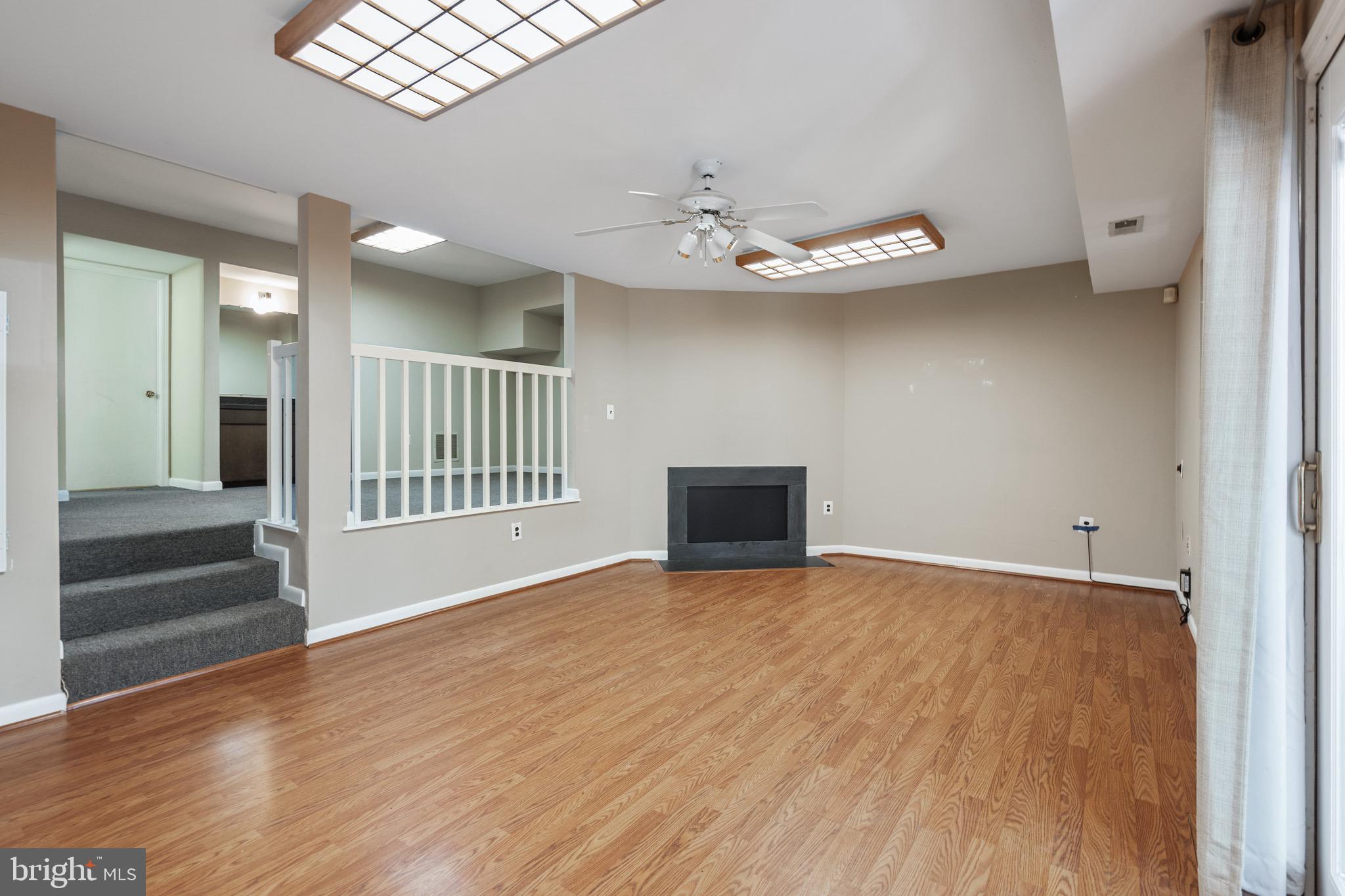 CHERRYWOOD SQUARE - Residential Lease