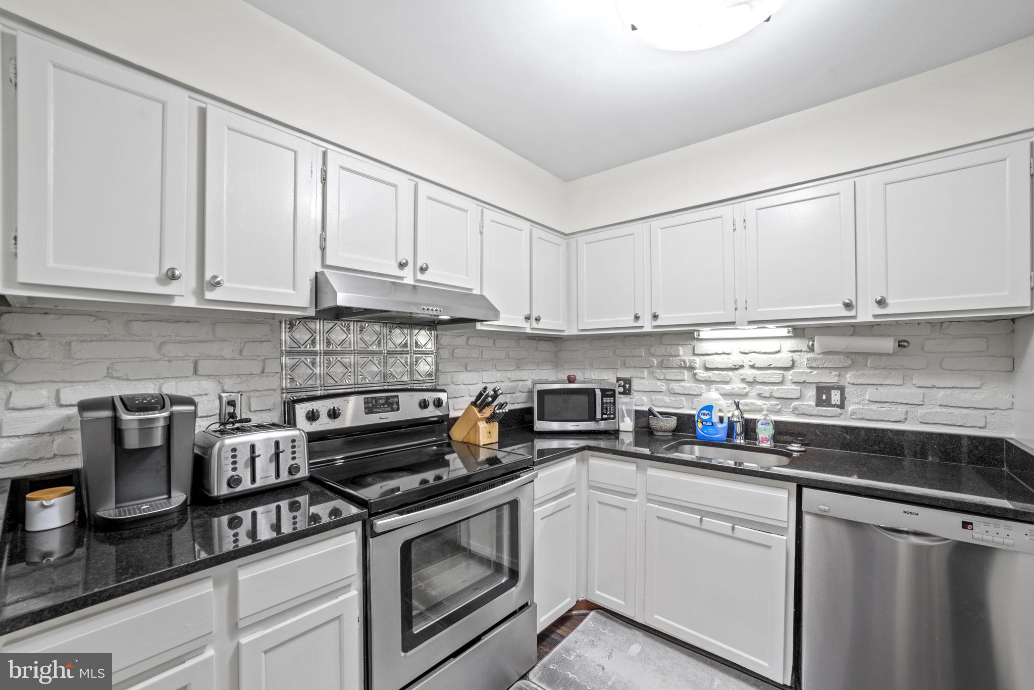 EDSALL BLUFF - Residential