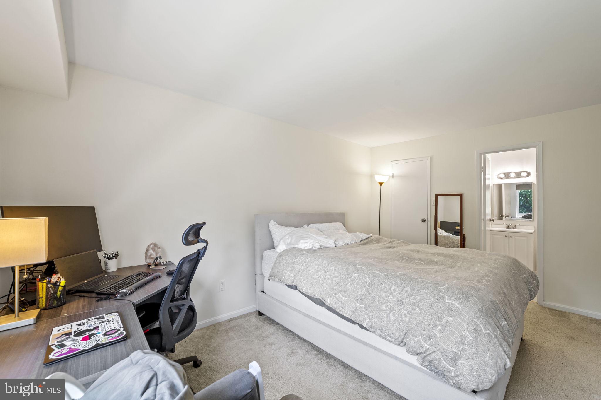 EDSALL BLUFF - Residential