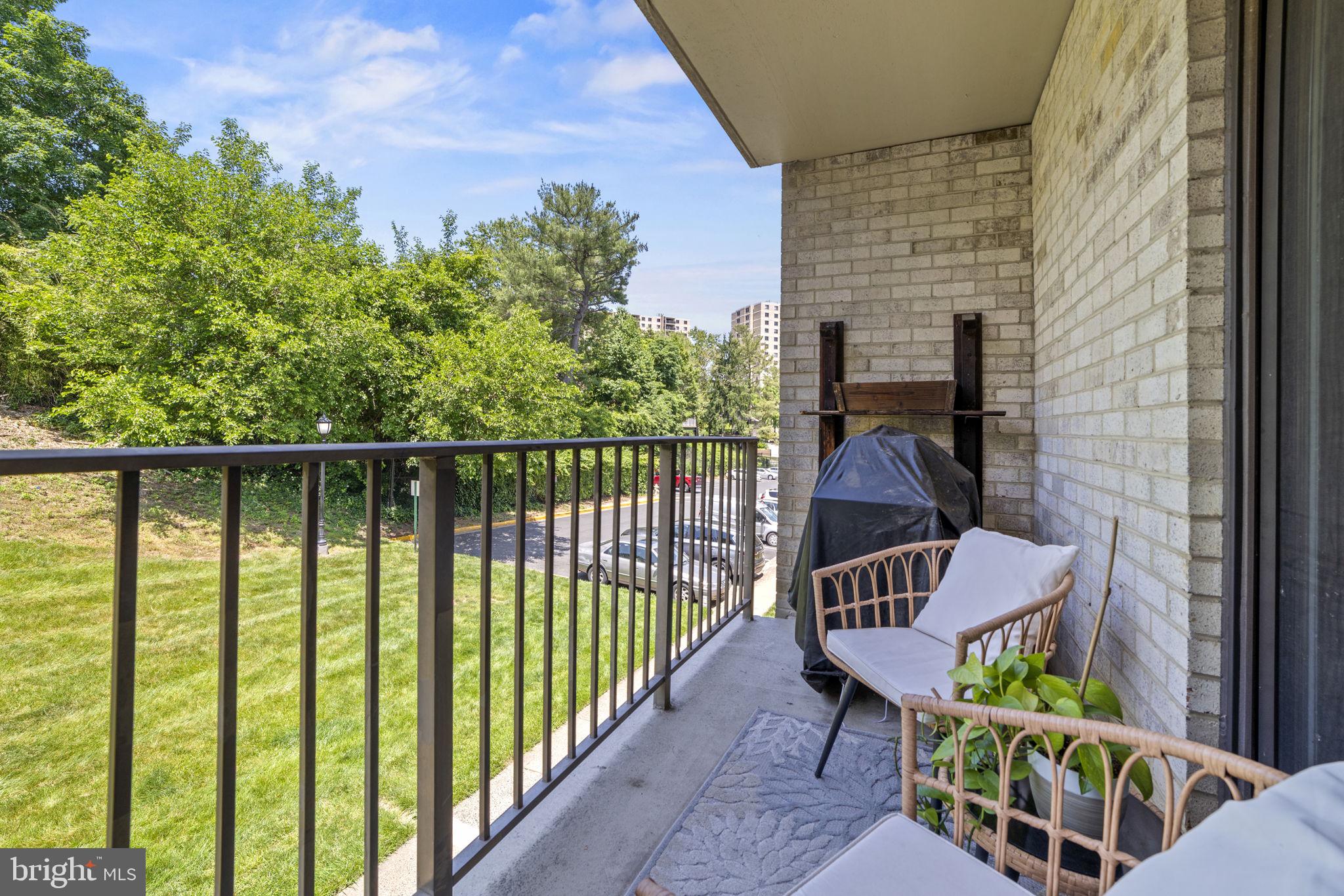 EDSALL BLUFF - Residential