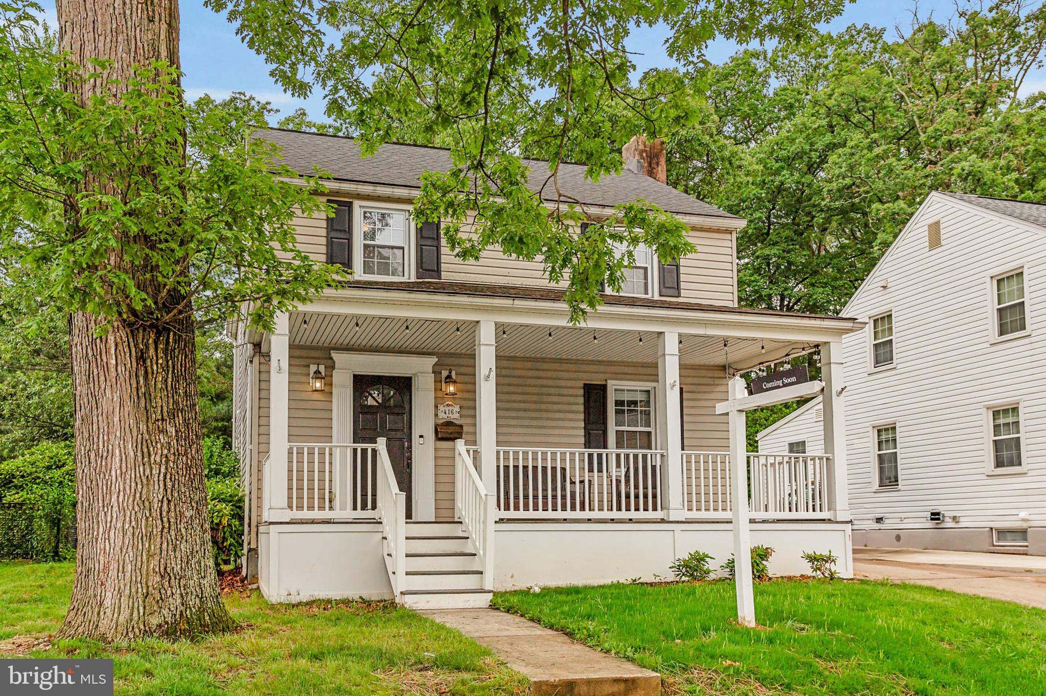 416 LOCUST DRIVE