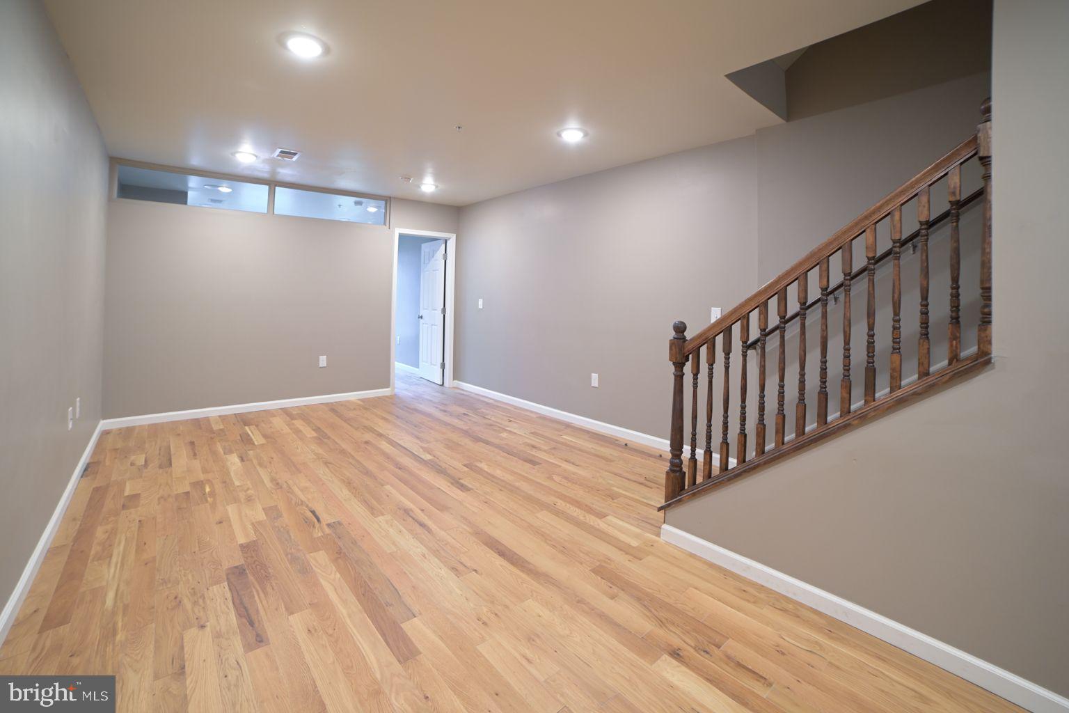 TEMPLE UNIVERSITY - Residential Lease