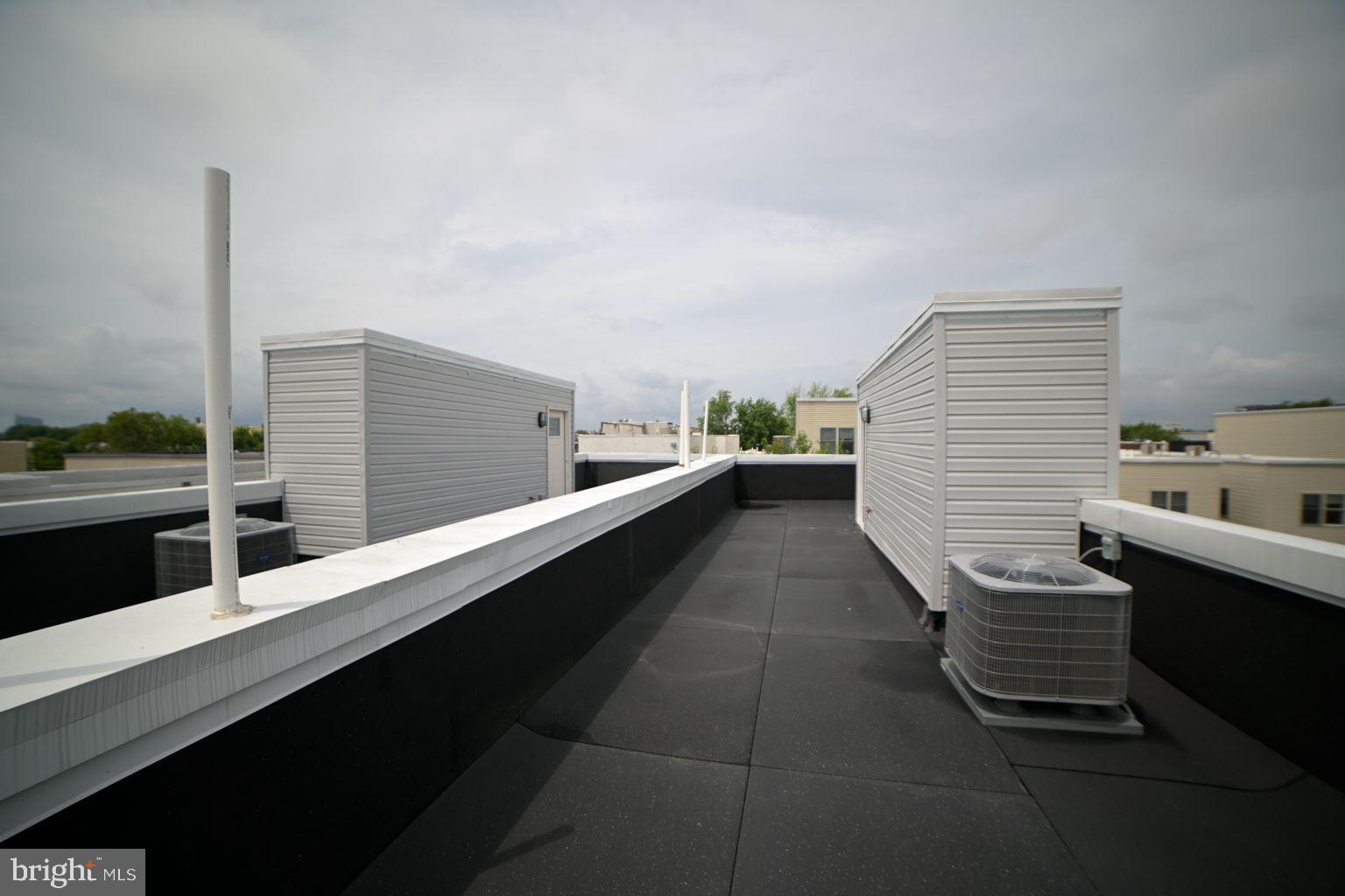 TEMPLE UNIVERSITY - Residential Lease