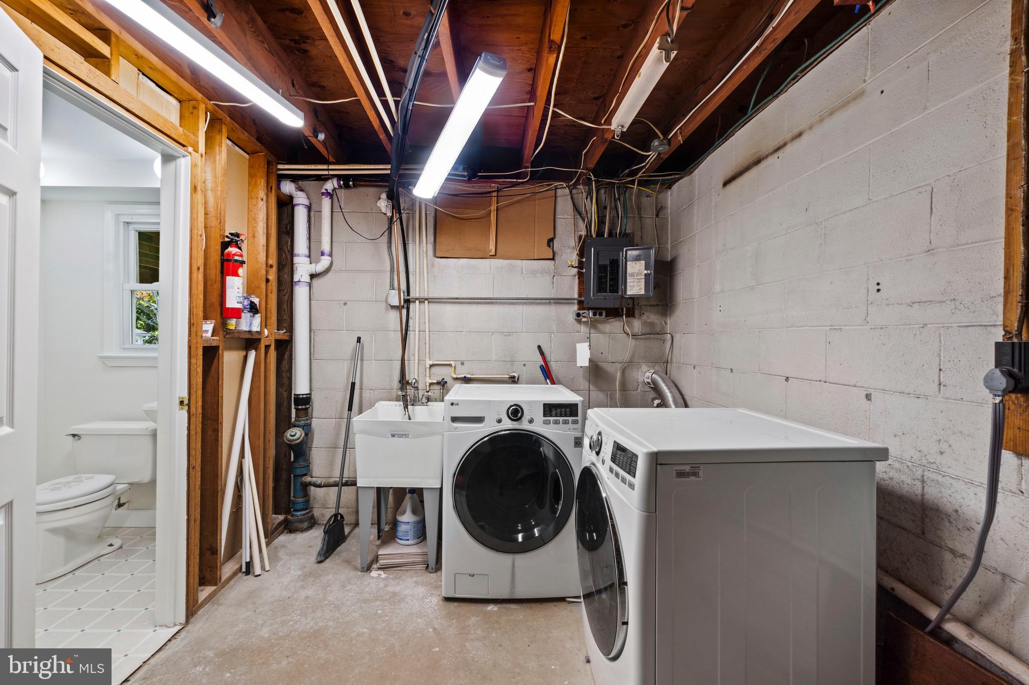 CHELSEA BEACH - Residential