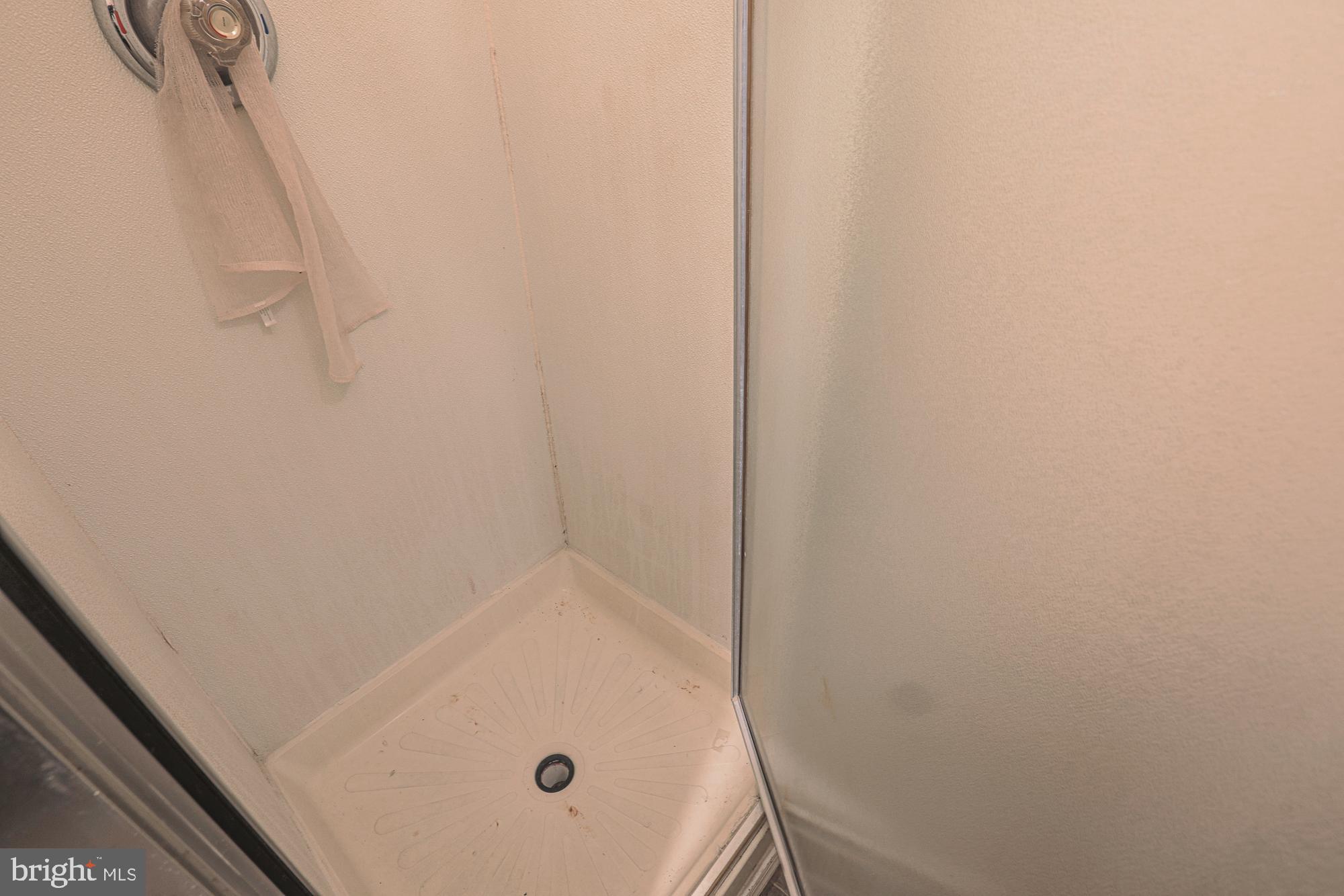 BRIDGEVIEW - GREENLAWN - Residential