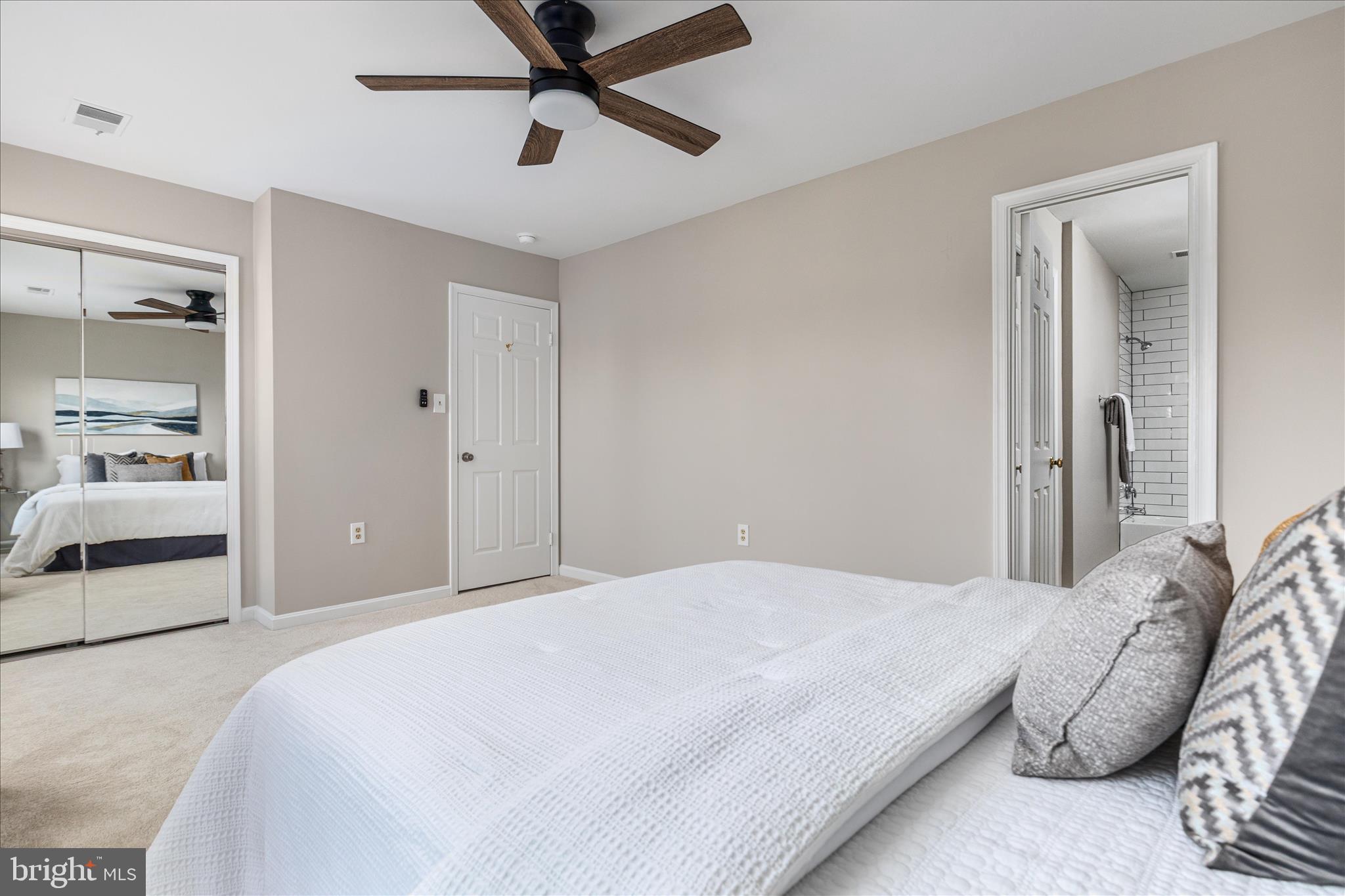 FRANKLIN FARM - Residential