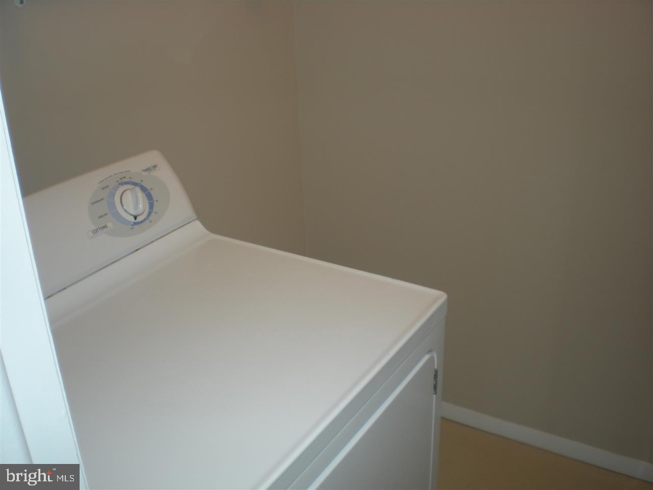 AMBERTOWNE - Residential