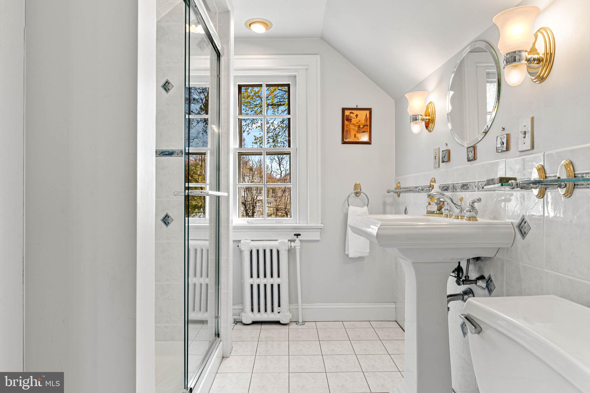 MERION STATION - Residential