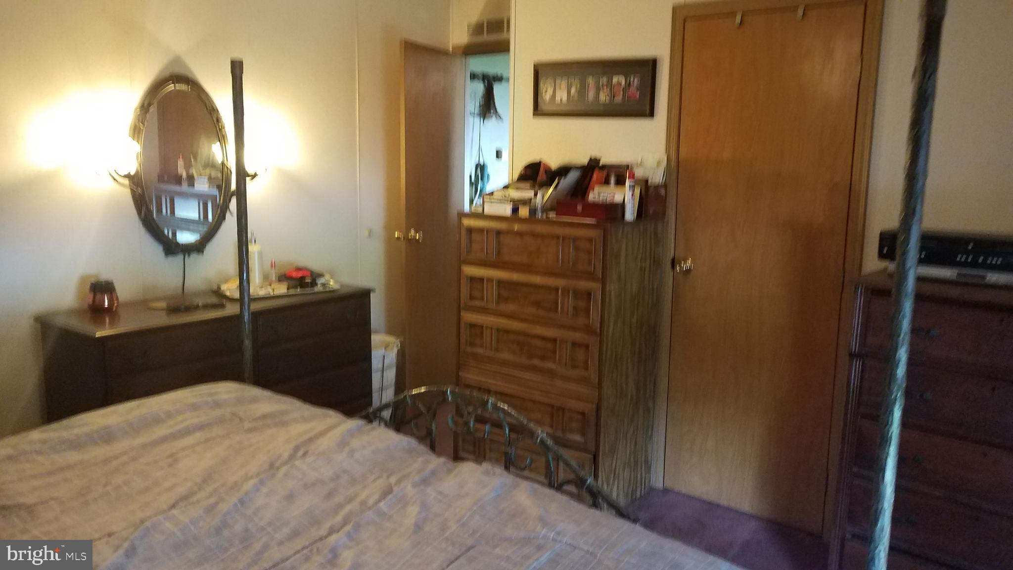 HILLANDALE HOMES - Residential