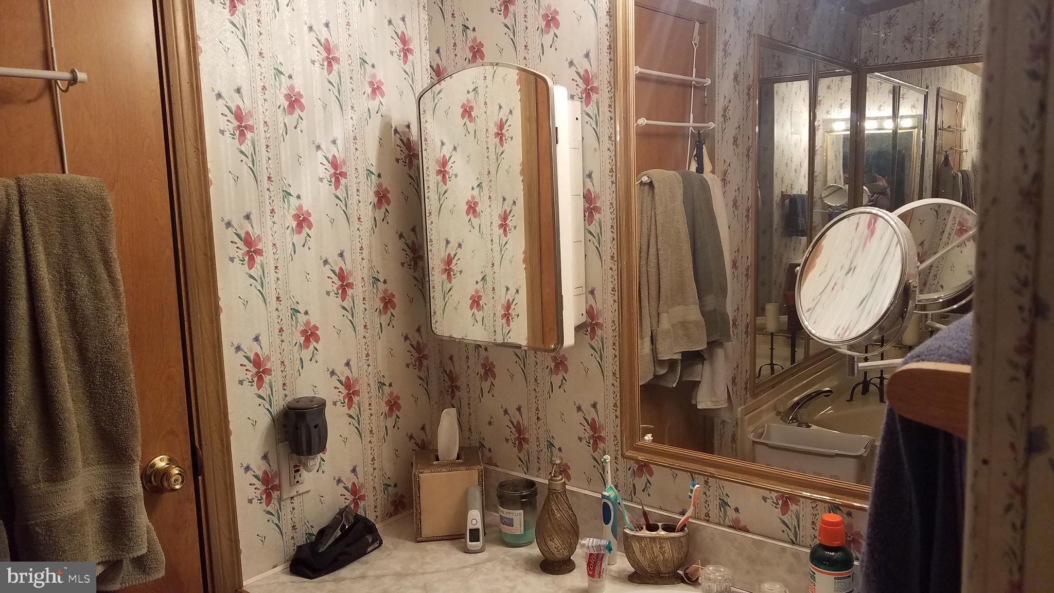 HILLANDALE HOMES - Residential