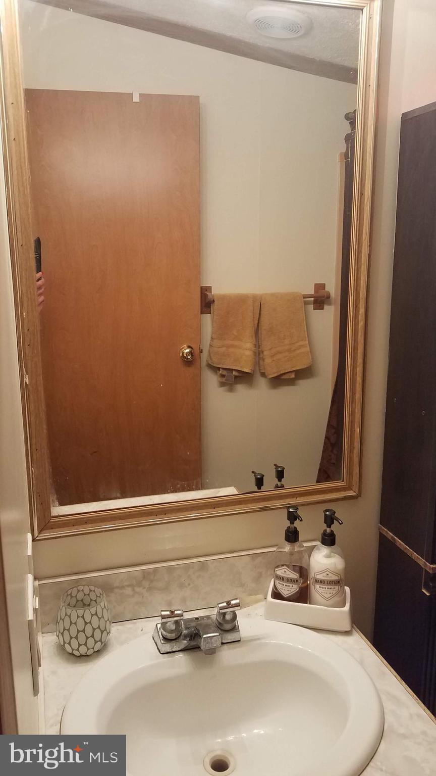 HILLANDALE HOMES - Residential