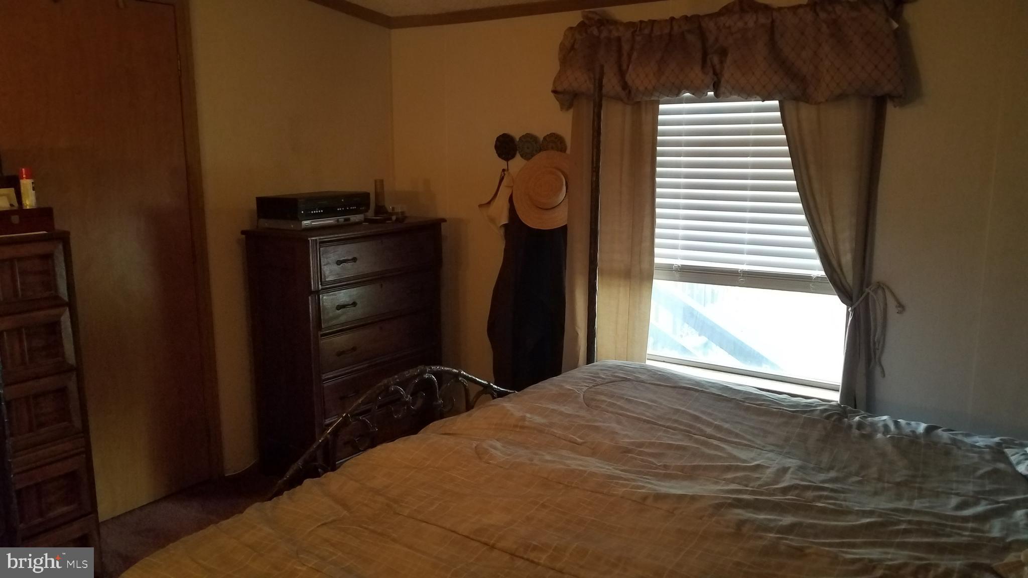 HILLANDALE HOMES - Residential