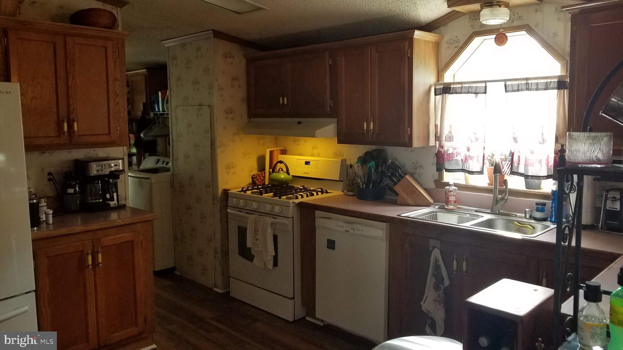 HILLANDALE HOMES - Residential