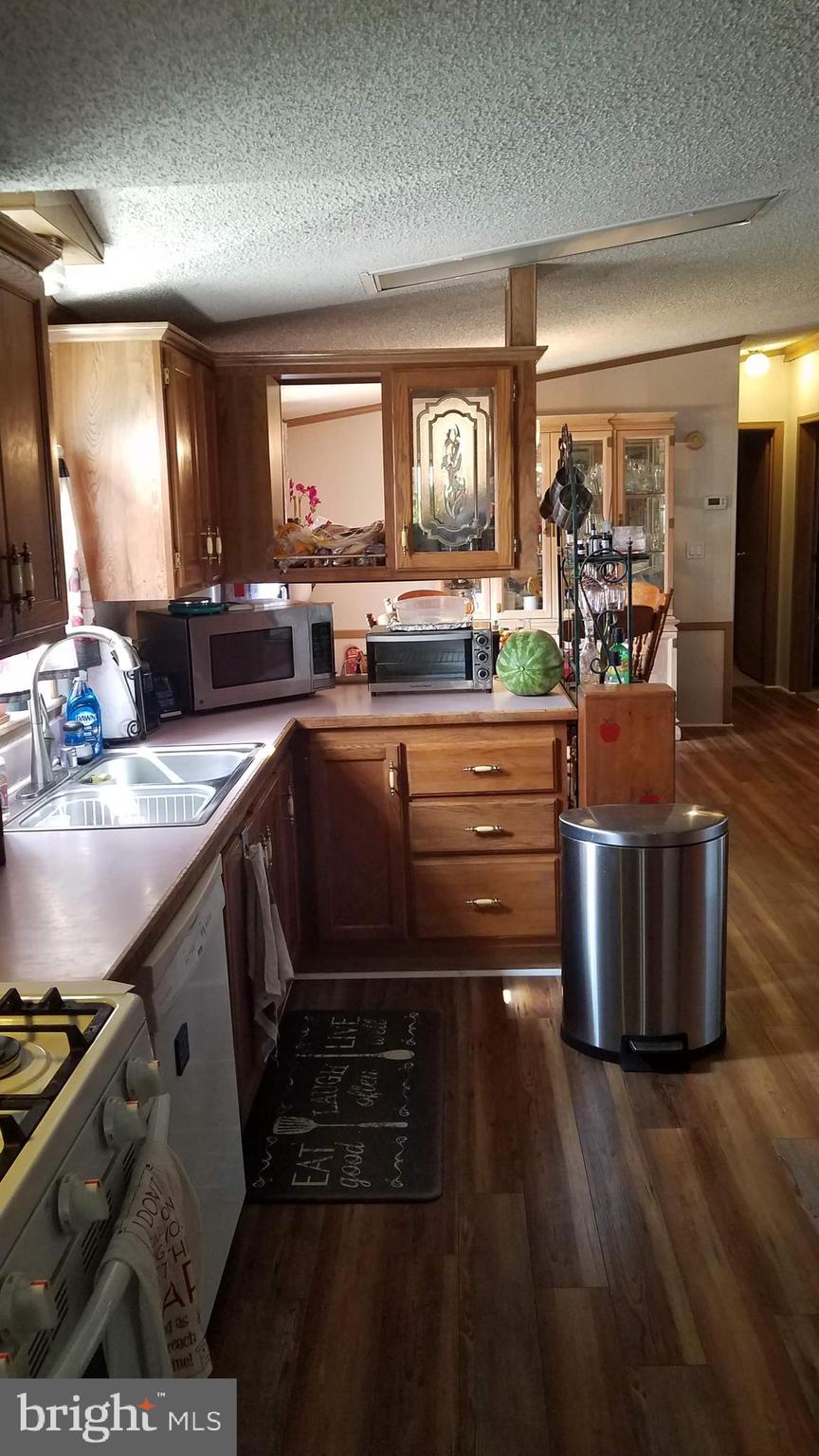 HILLANDALE HOMES - Residential