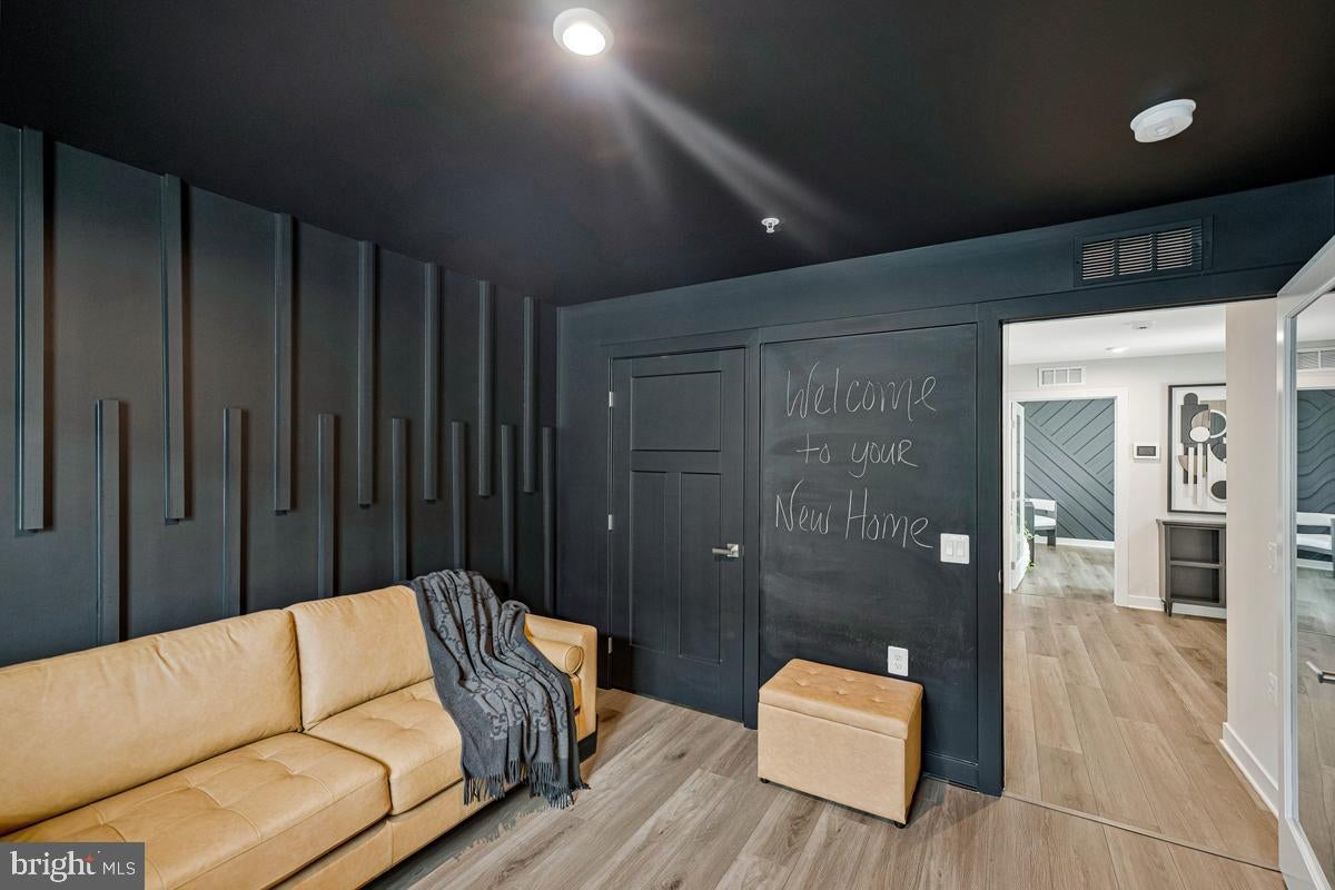 8406 RED CLAY COURT