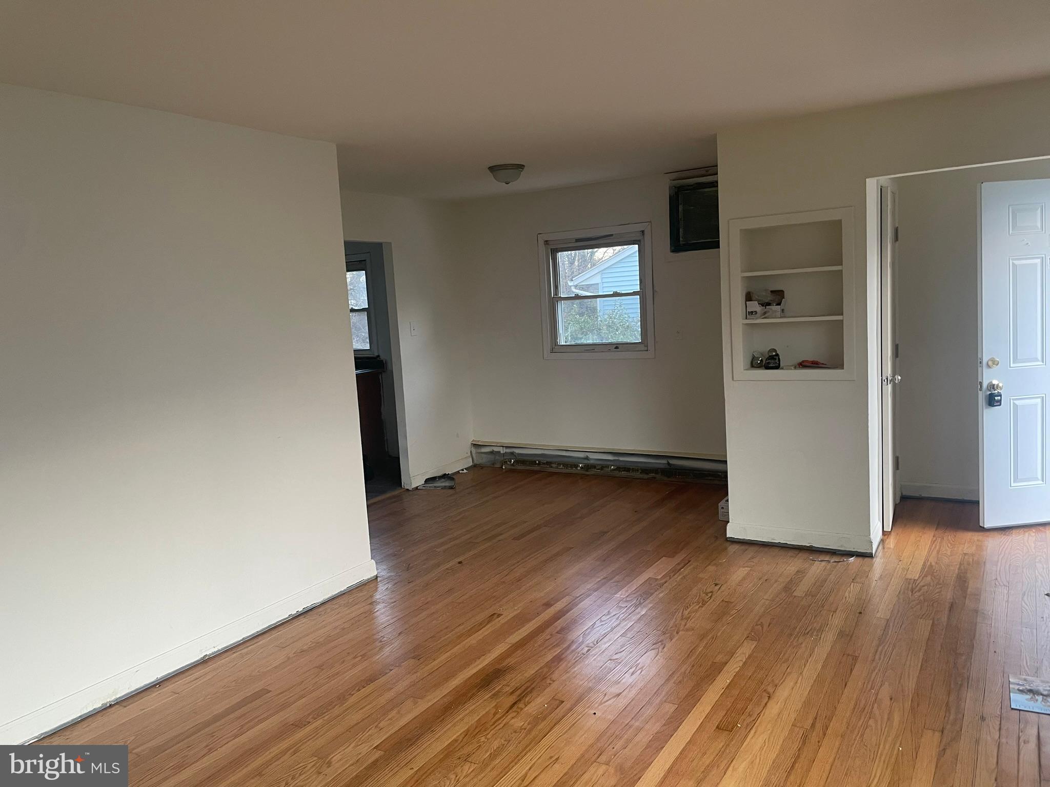 41 BRIARCLIFF DRIVE