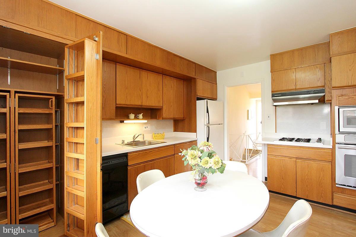 NORTHWEST BRANCH ESTATES - Farm