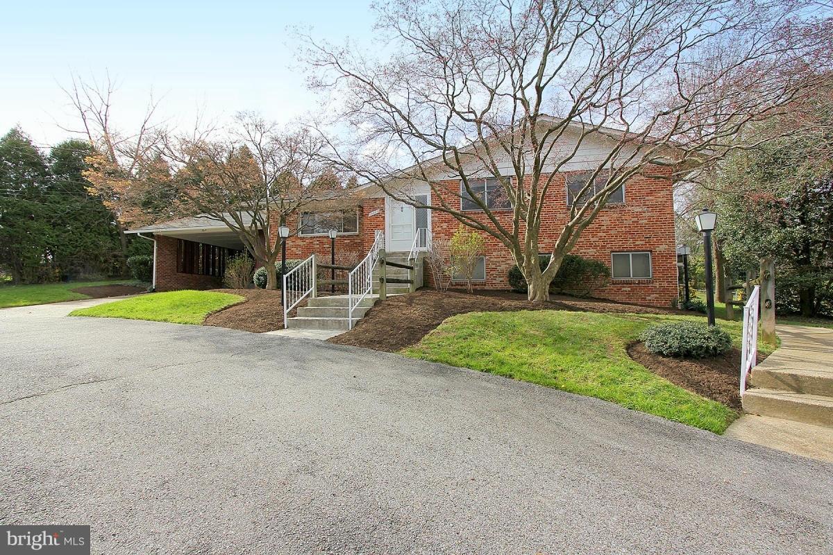 NORTHWEST BRANCH ESTATES - Farm