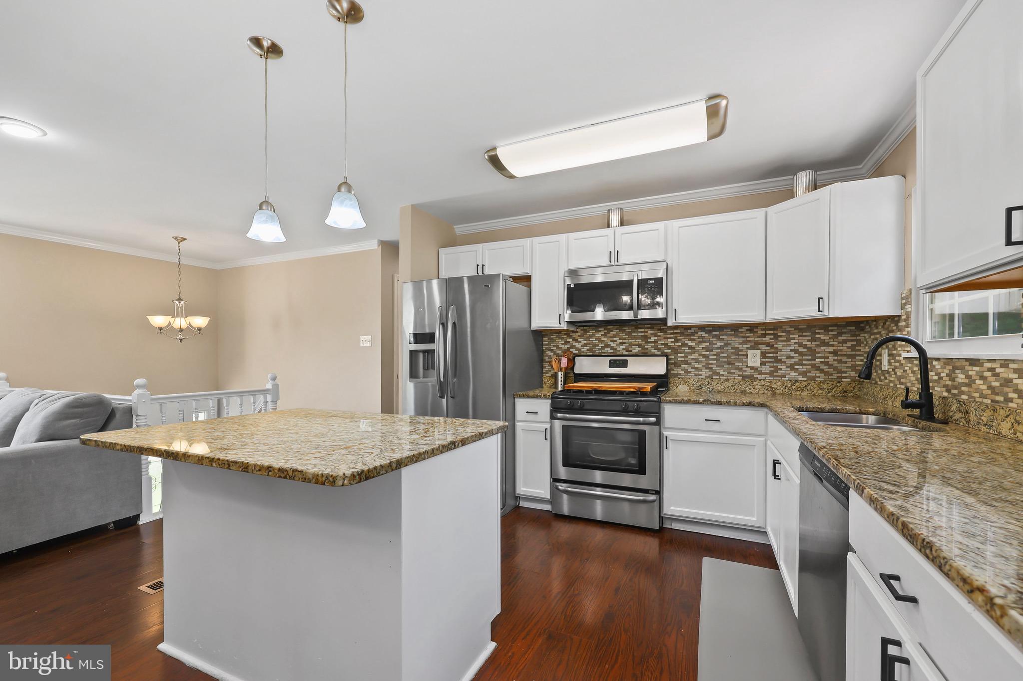 5584 REARDON LANE